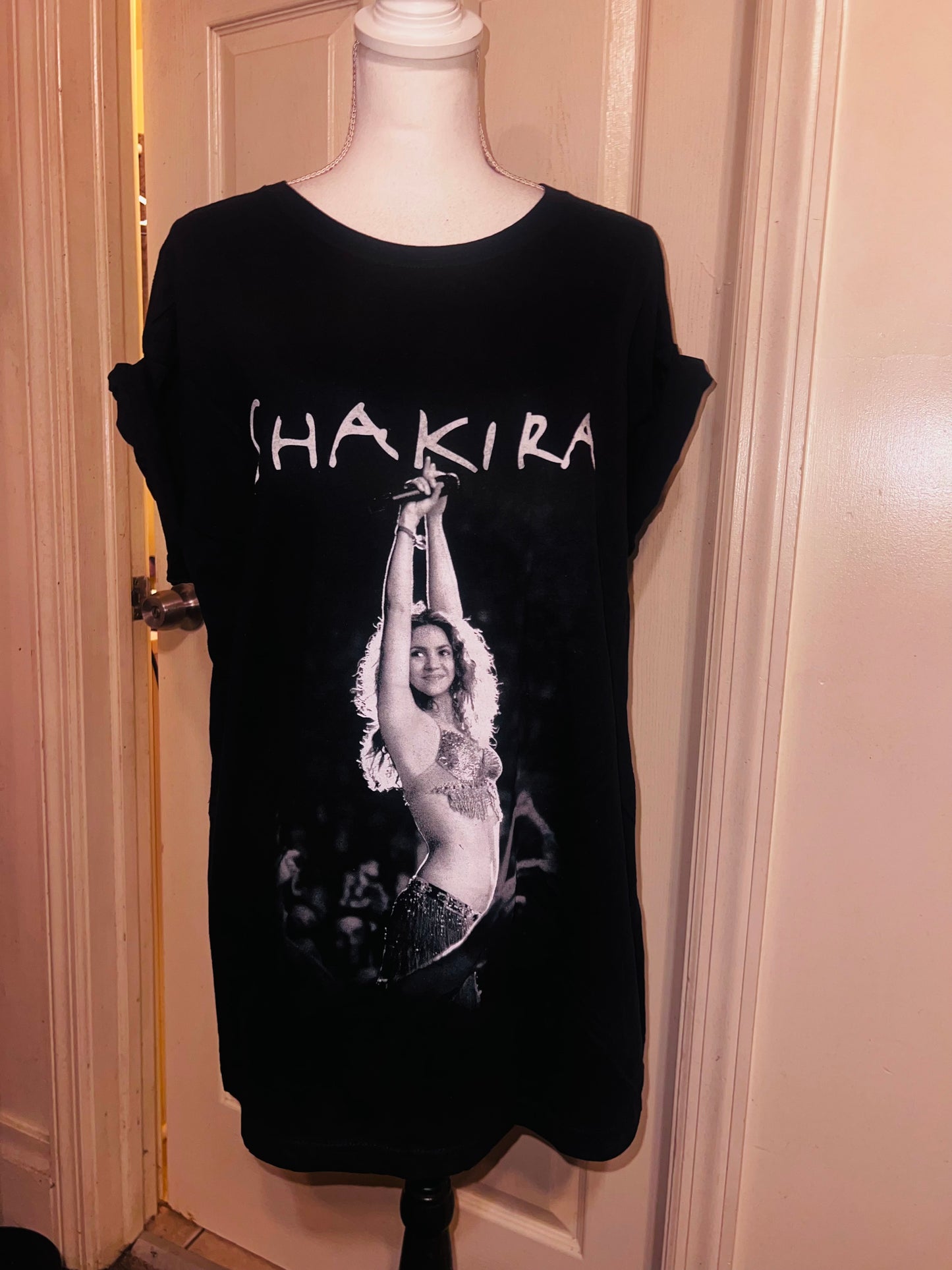 Shakira Oversized Distressed Tee