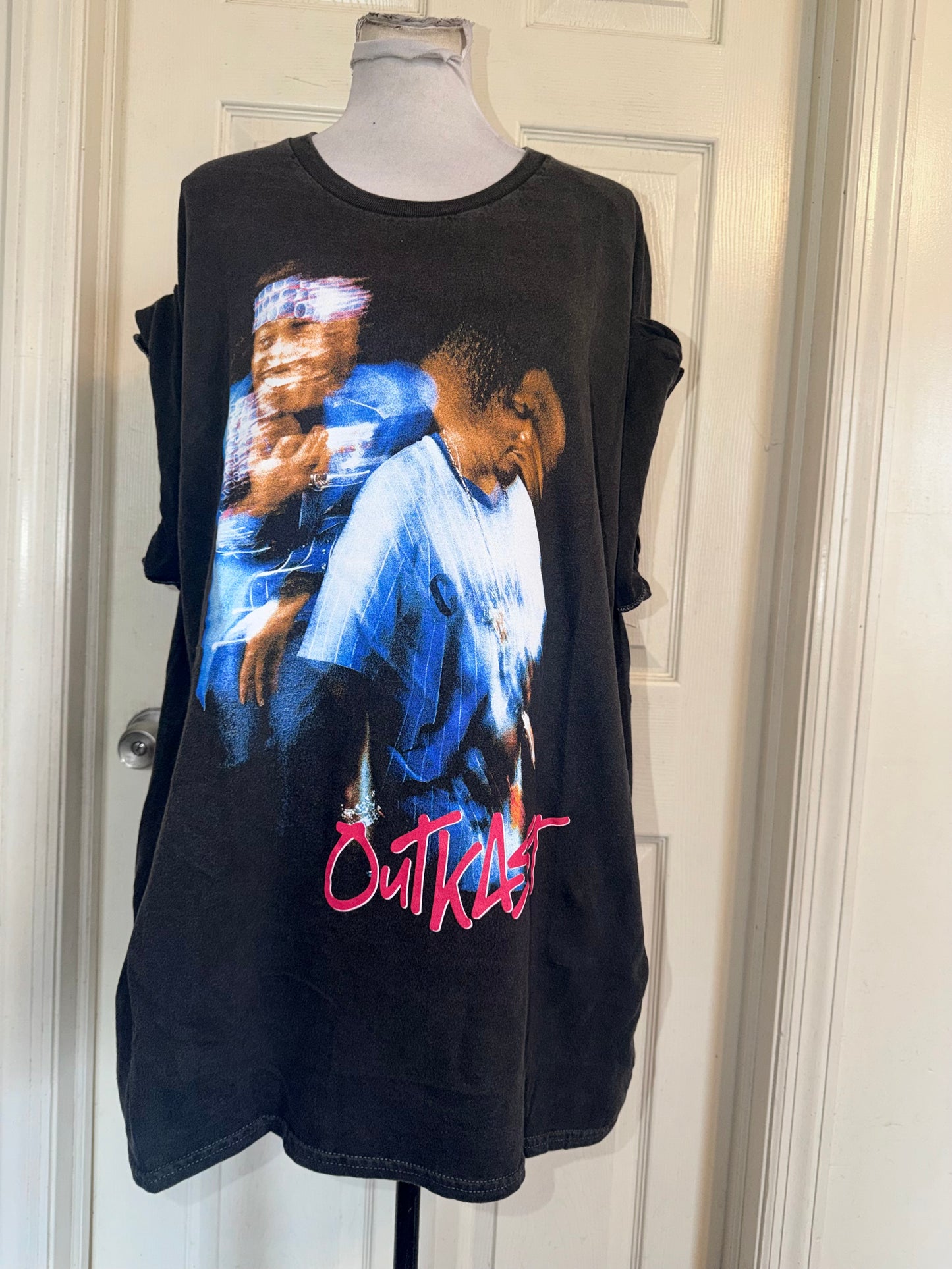 Outkast Oversized Tee