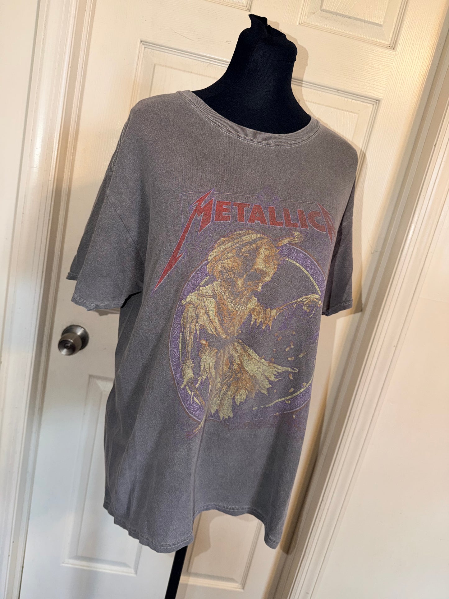 Metallica Oversized Distressed Tee