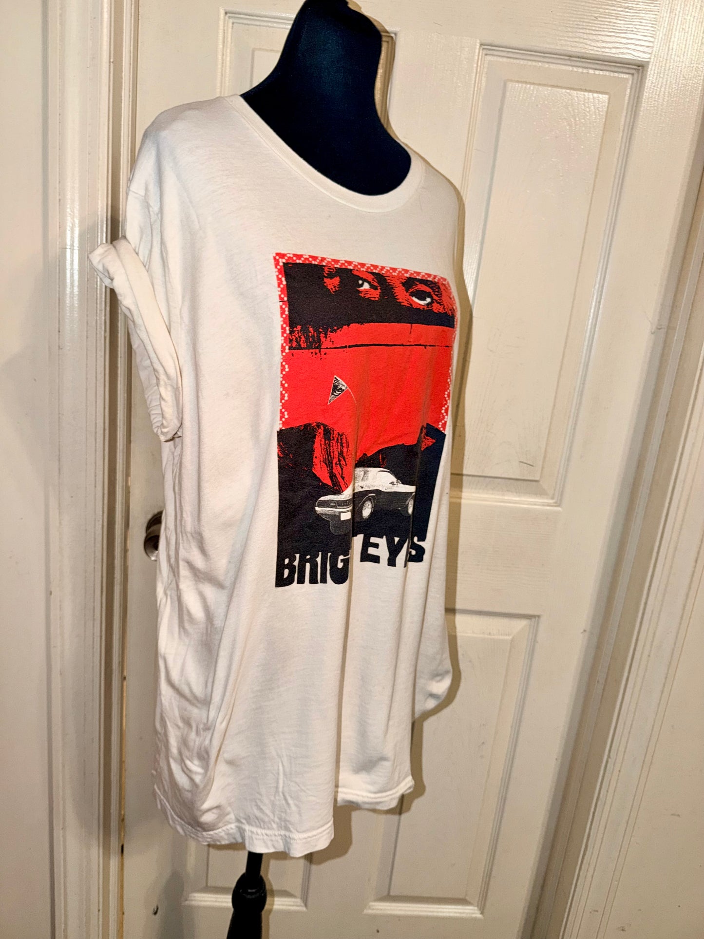 Bright Eyes Oversized Tee