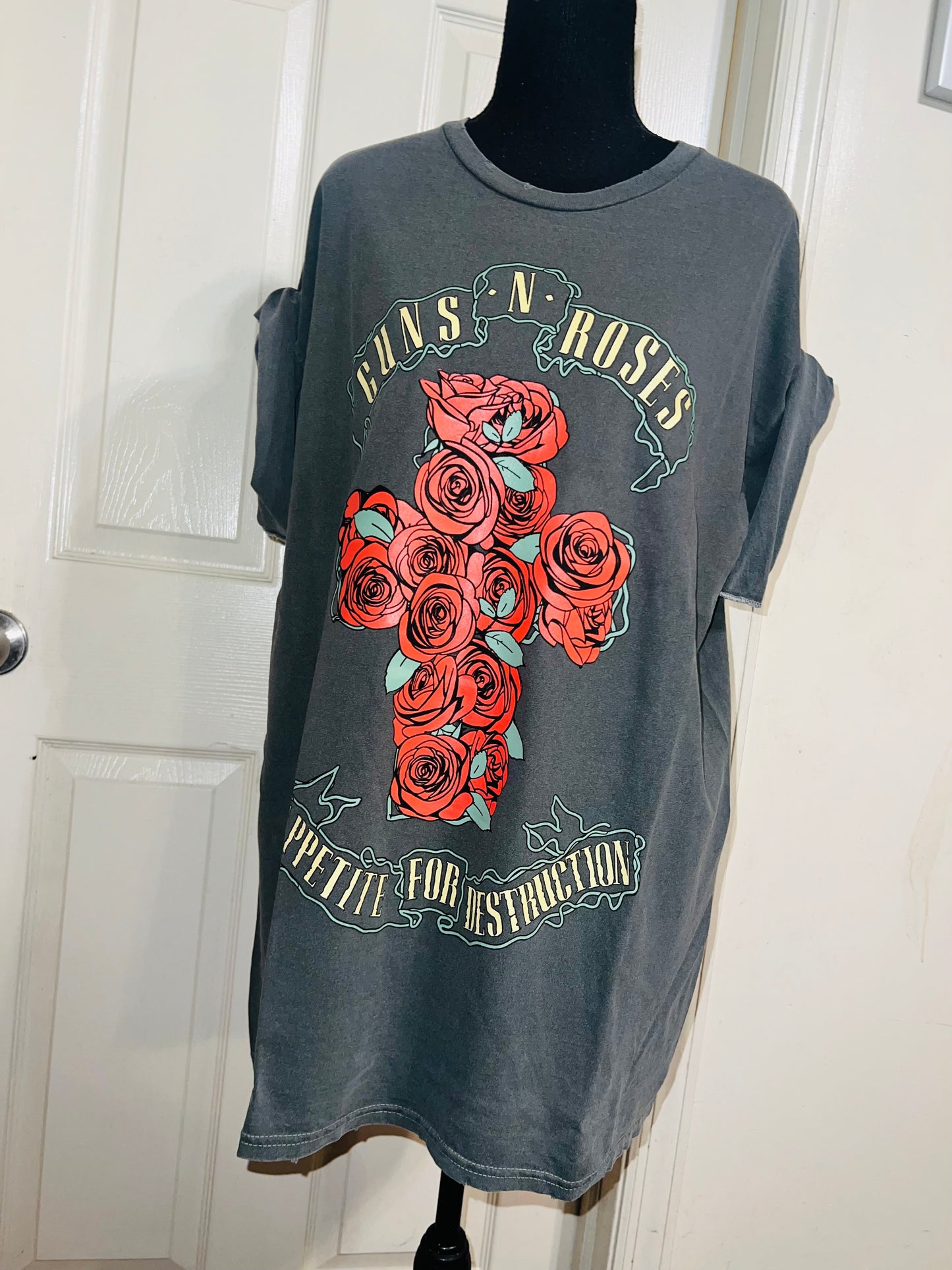 Guns n Roses Oversized Distressed Tee