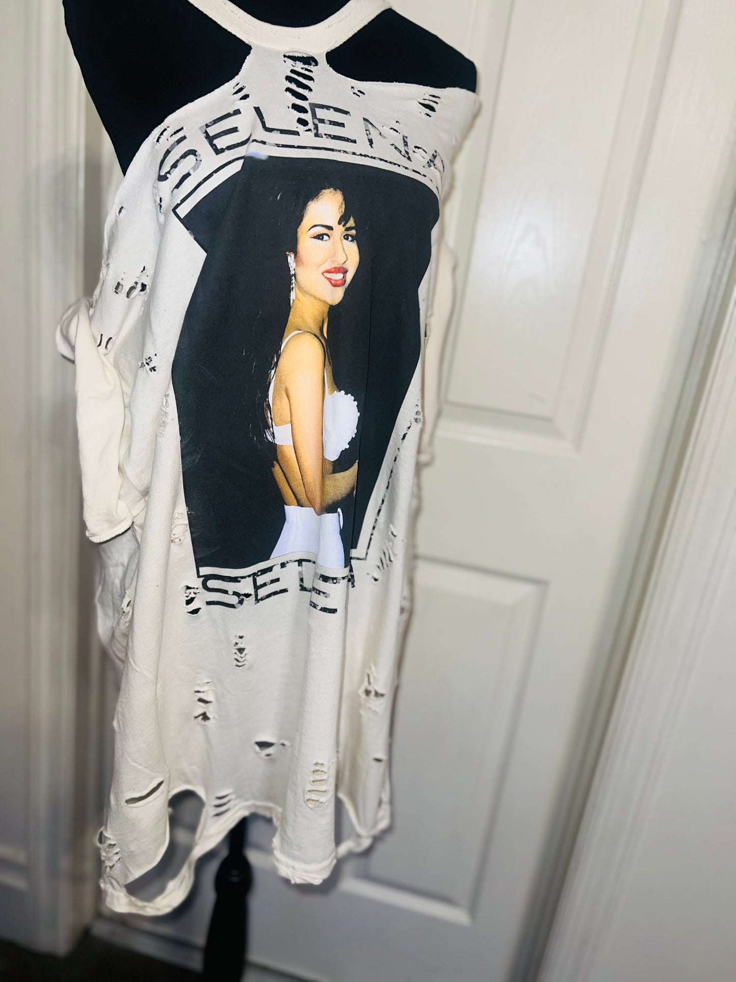 Selena Oversized Distressed Tee