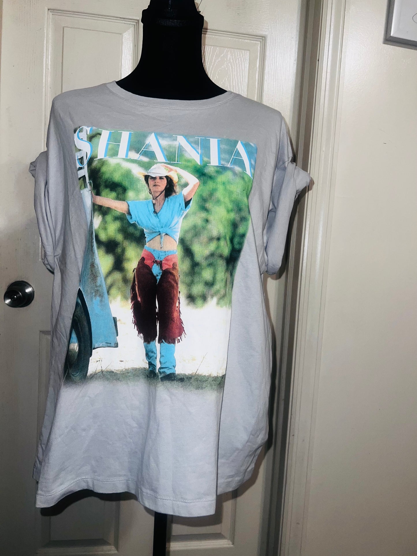 Shania Twain Oversized Distressed Tee