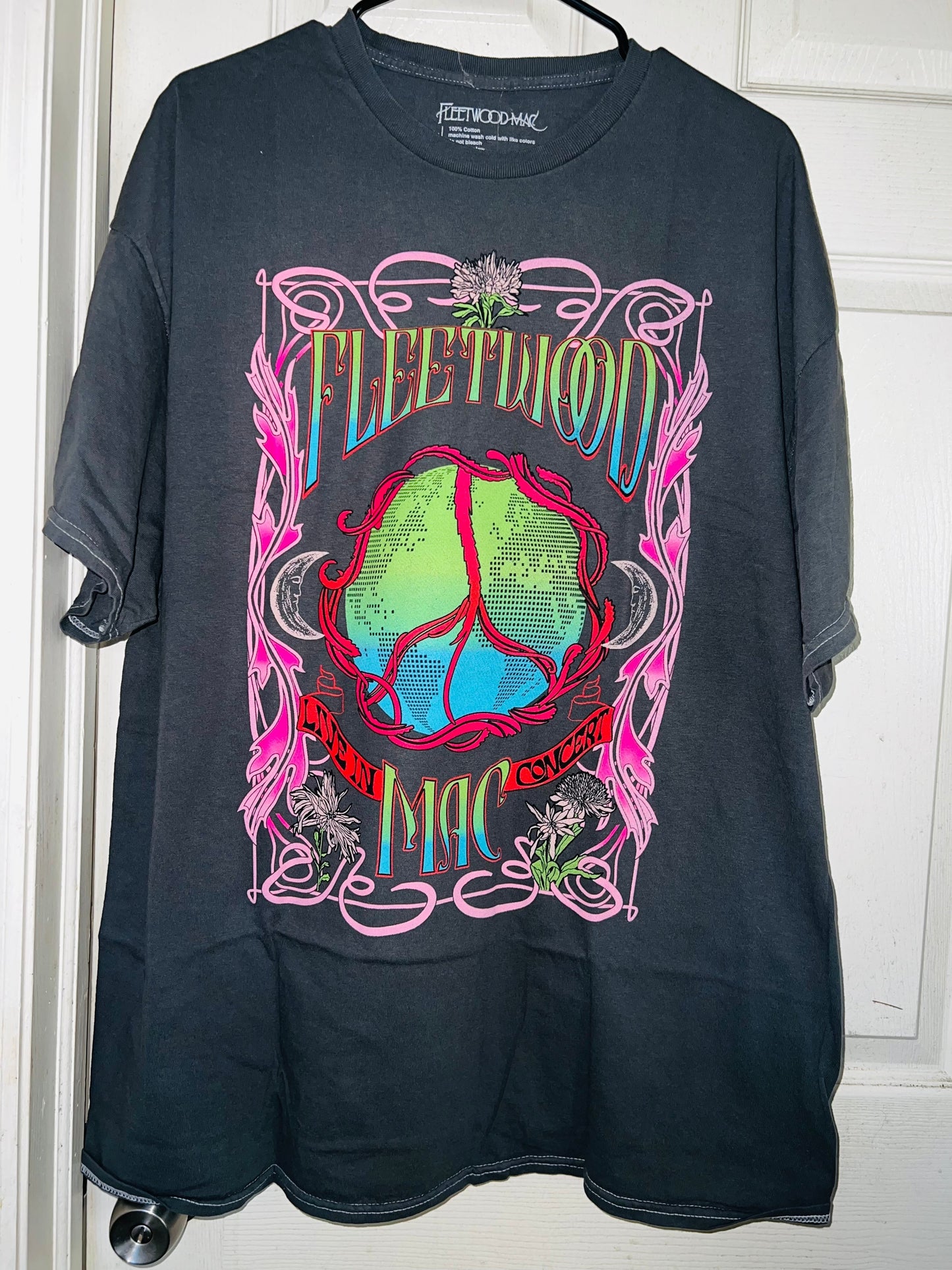 Fleetwood Mac Oversized Distressed Tee