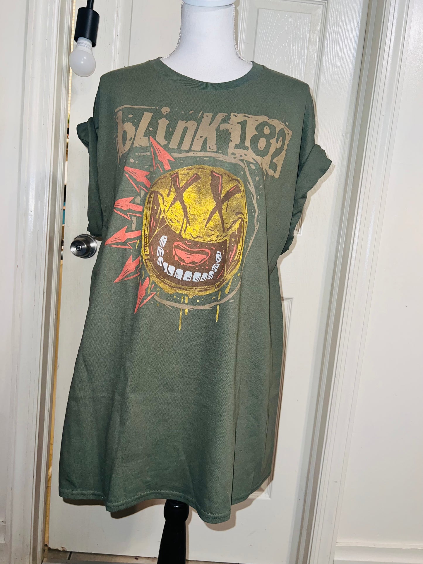 Blink 182 Oversized Distressed Tee