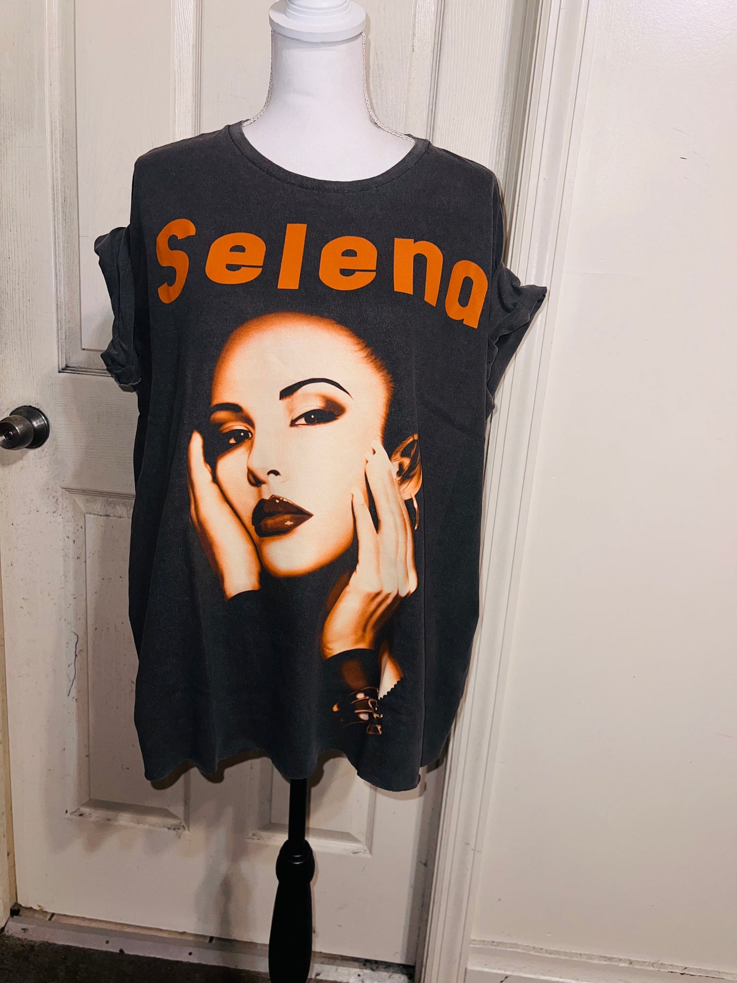 Selena Oversized Distressed Tee