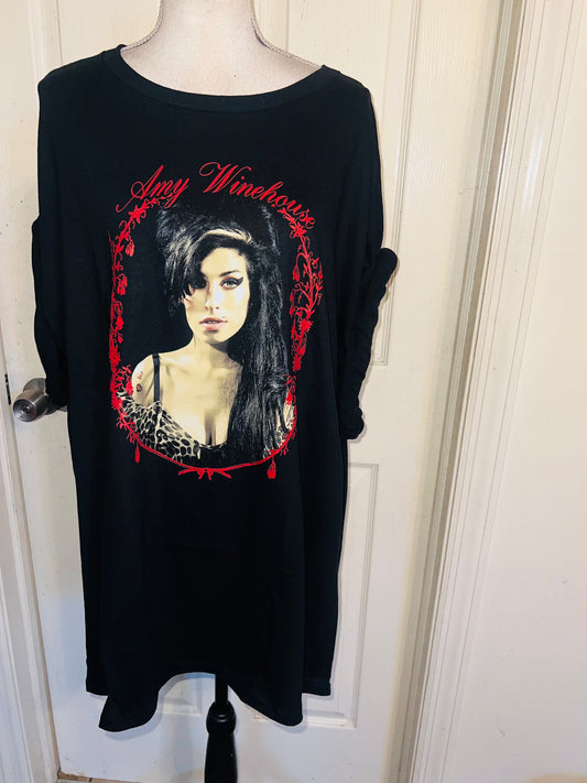 Amy Winehouse Oversized Distressed Tee