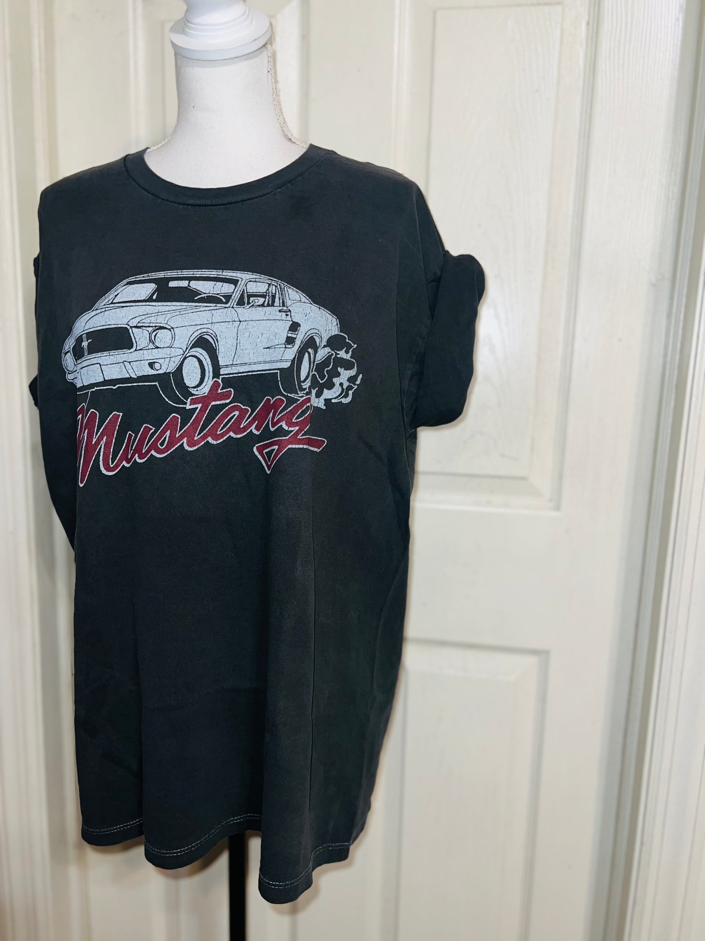 Ford Mustang Oversized Distressed Tee