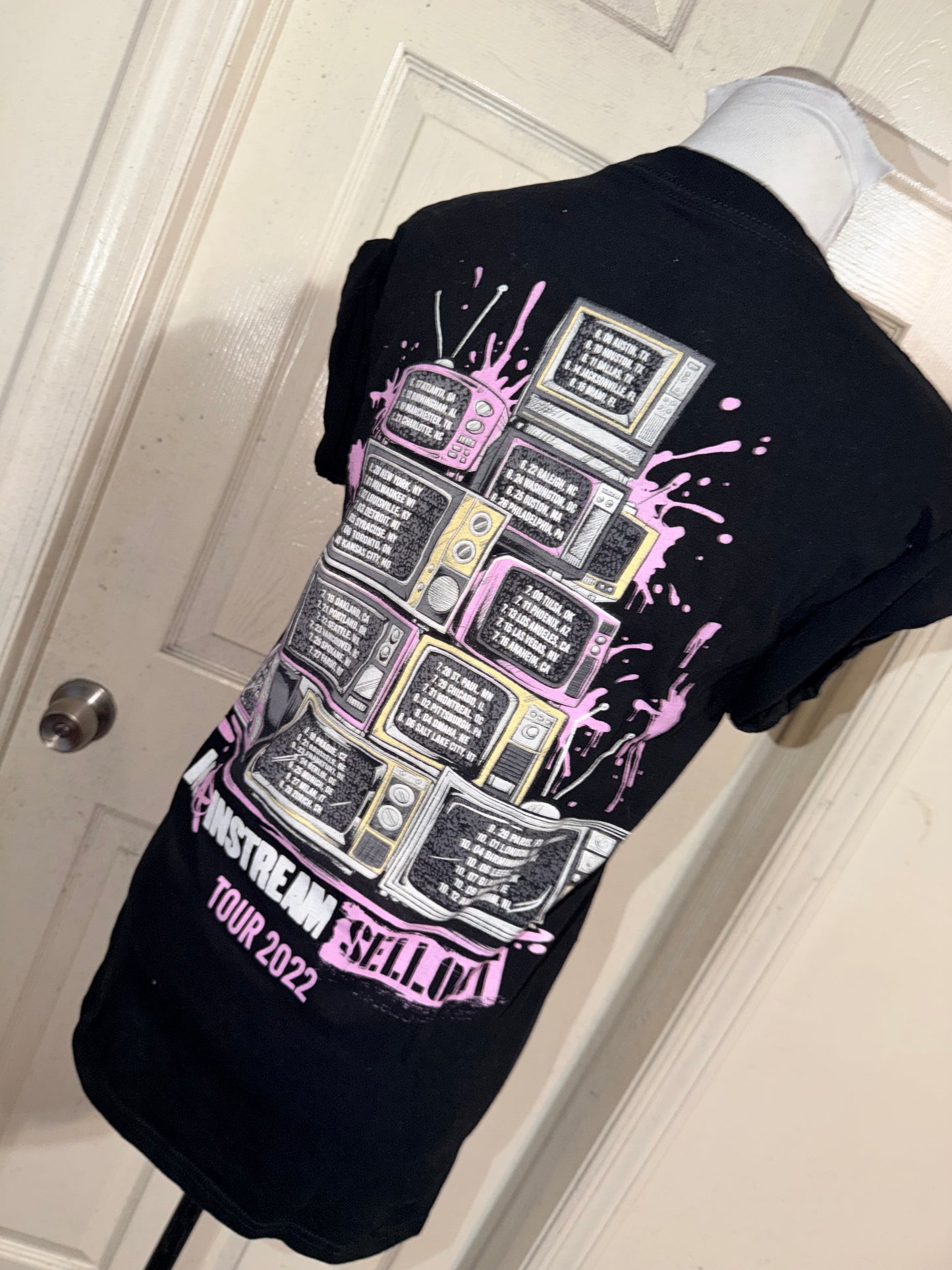 Machine Gun Kelly ft. Avril Lavigne Double Sided Oversized Distressed Tee