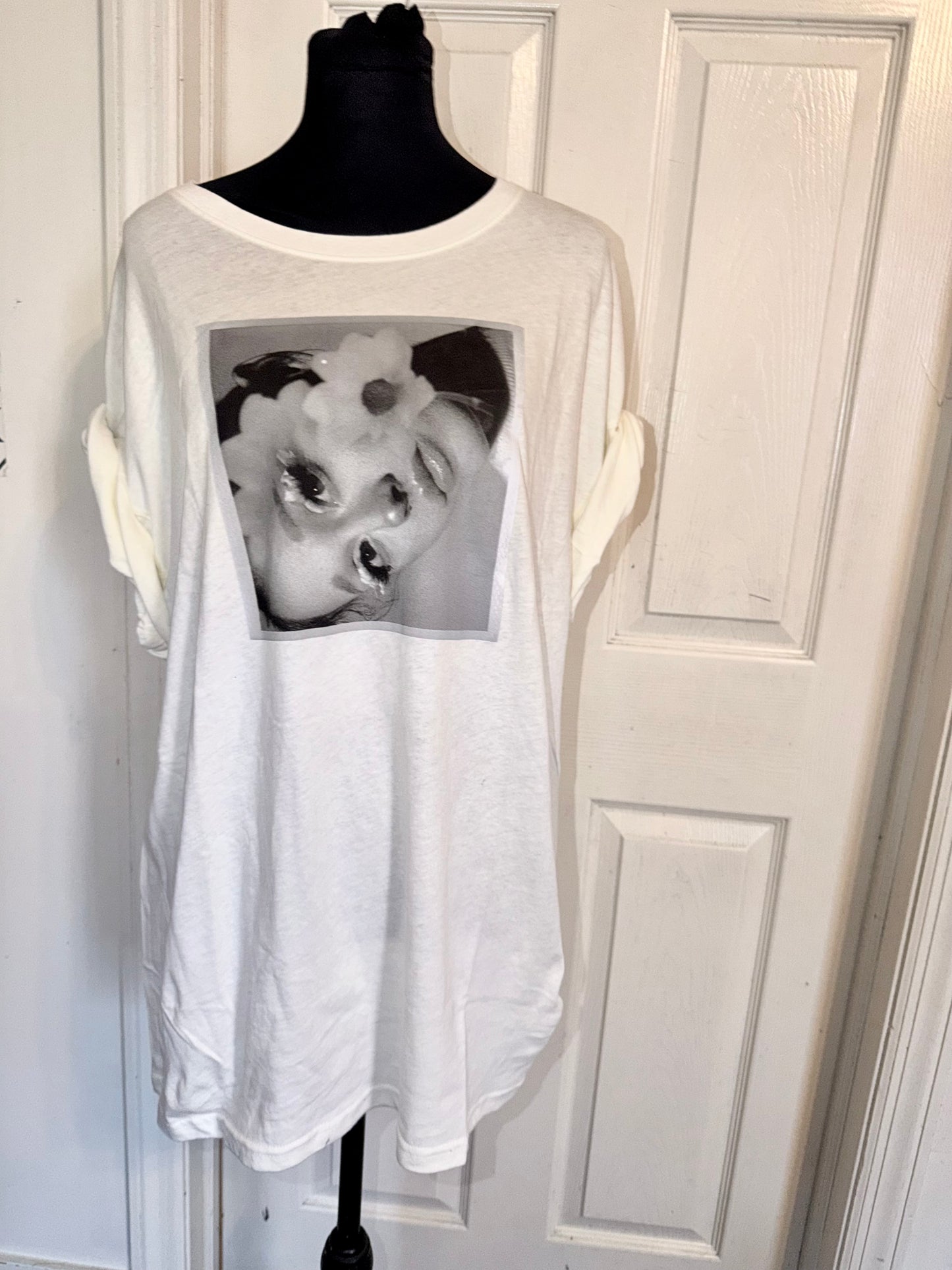 Ariana Grande Oversized Tee