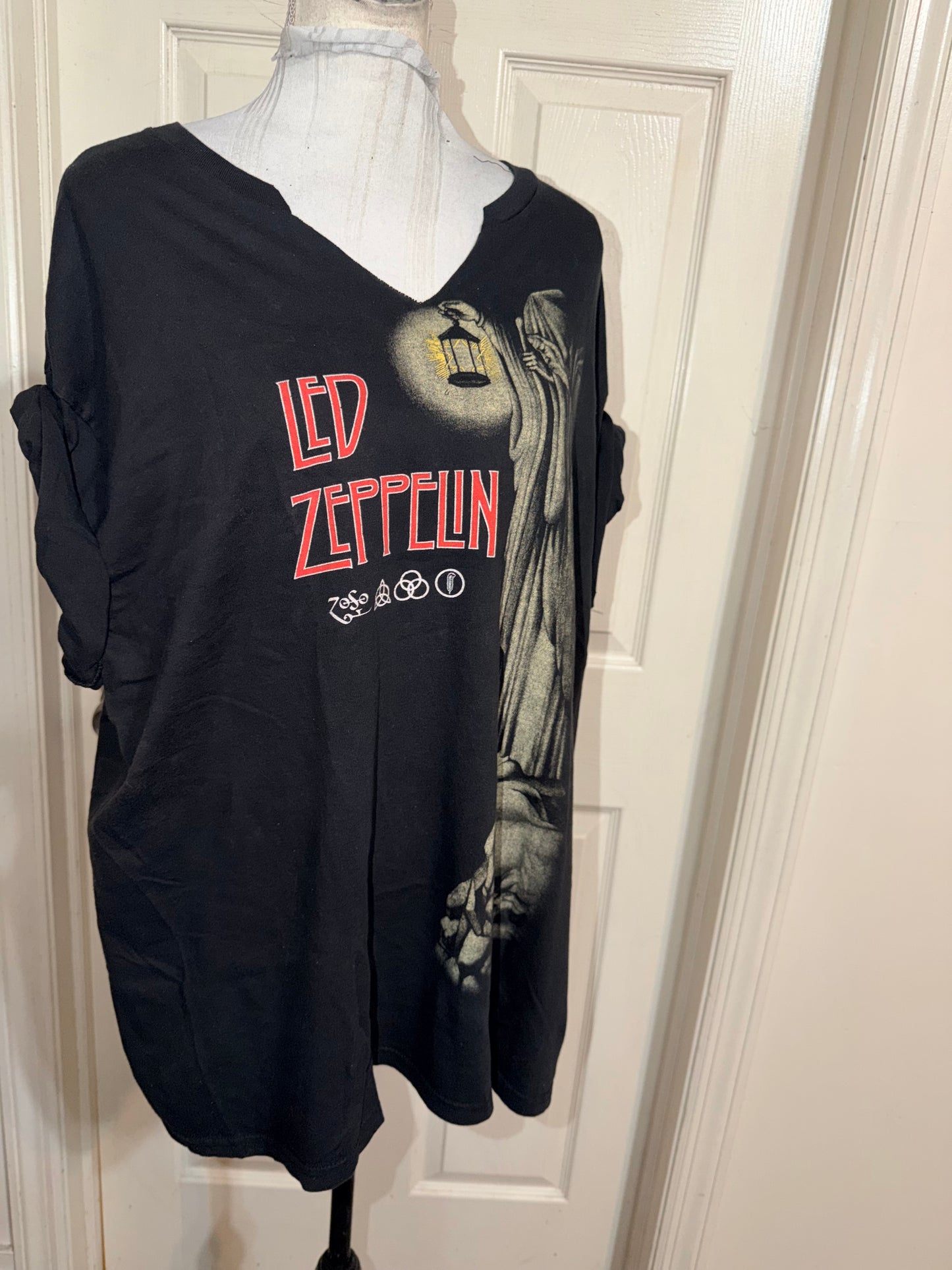 Led Zeppelin Oversized Distressed Tee