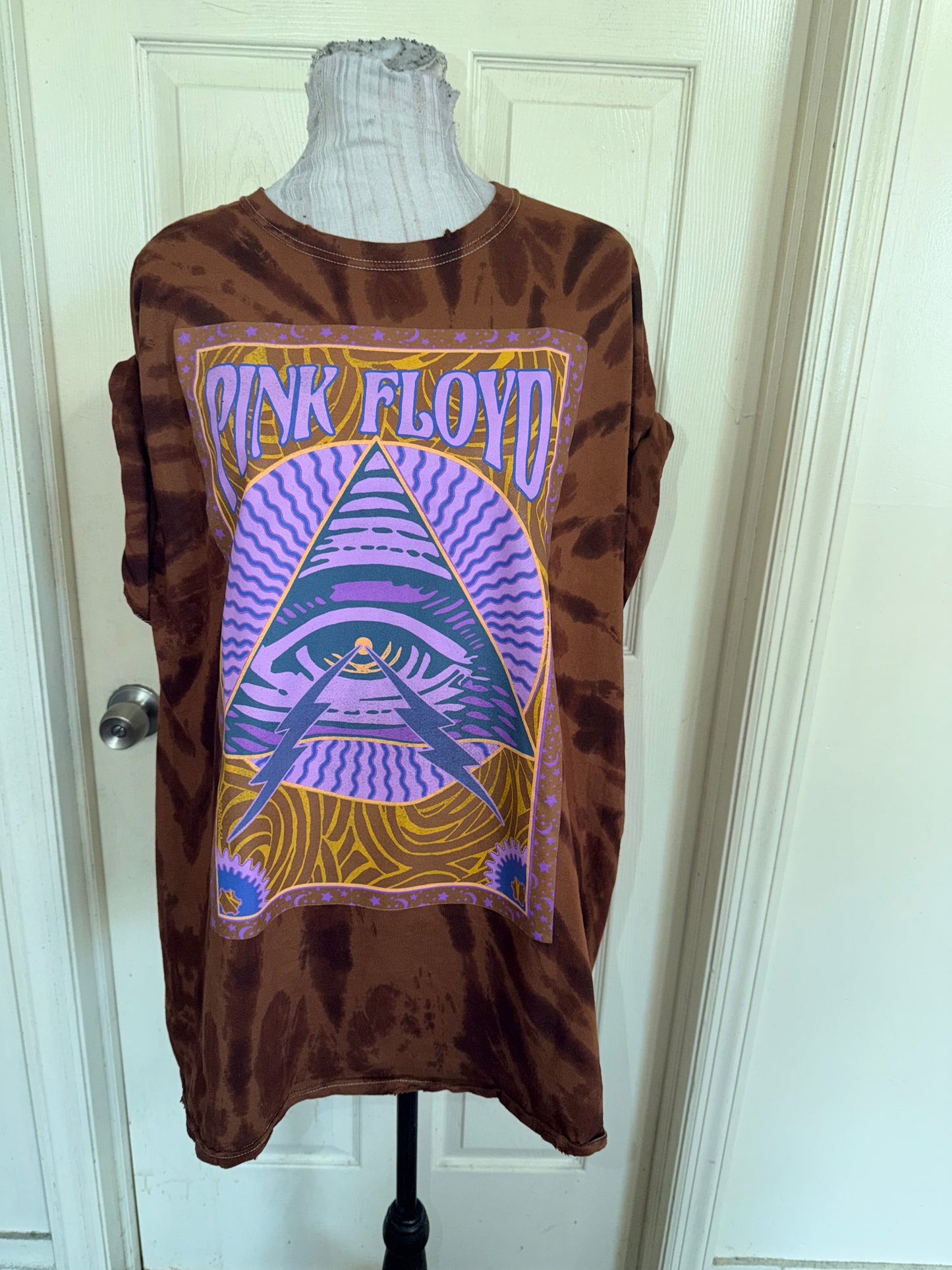 Pink Floyd Oversized Distressed Tee