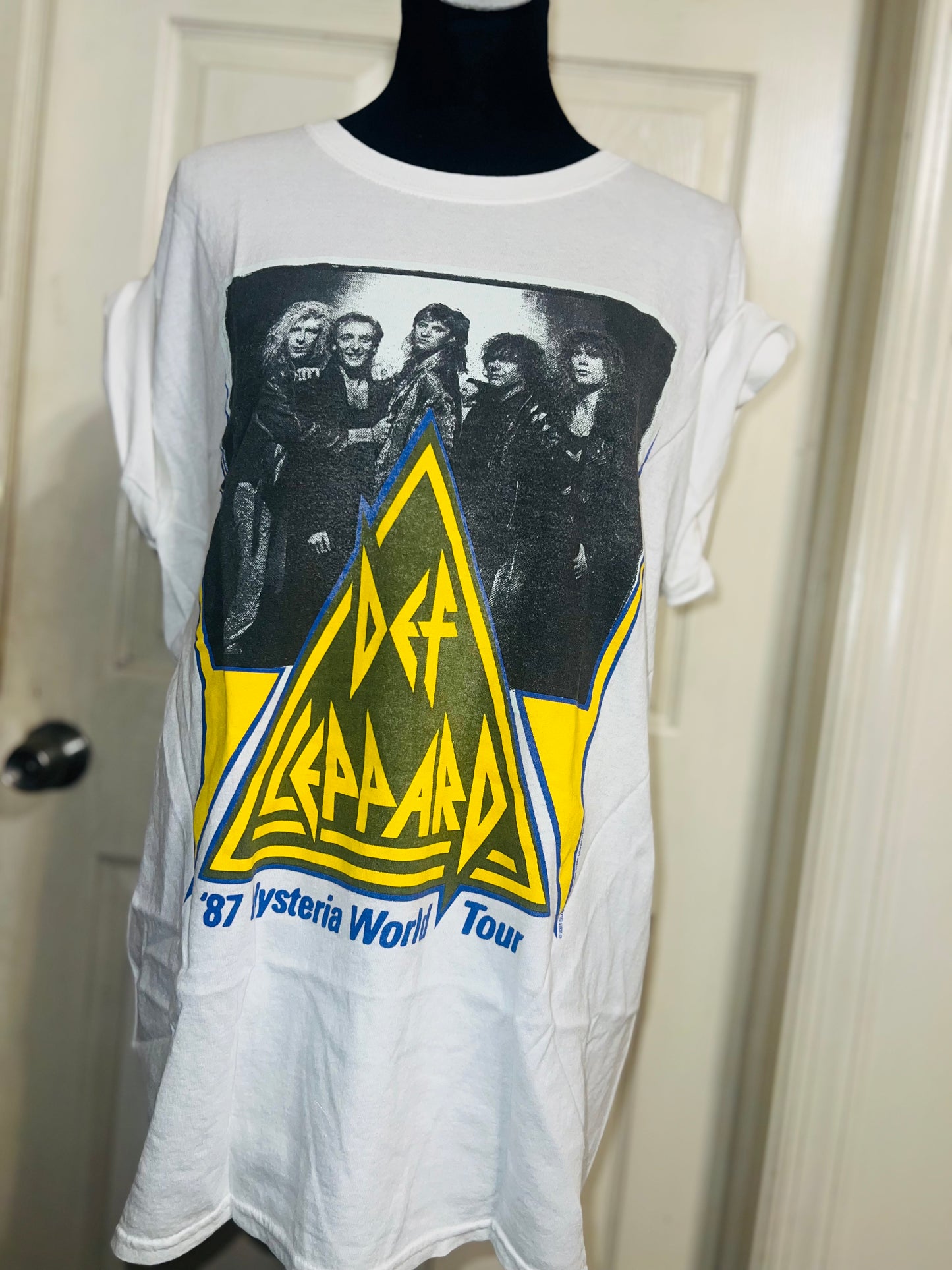Def Leppard Oversized Distressed Tee