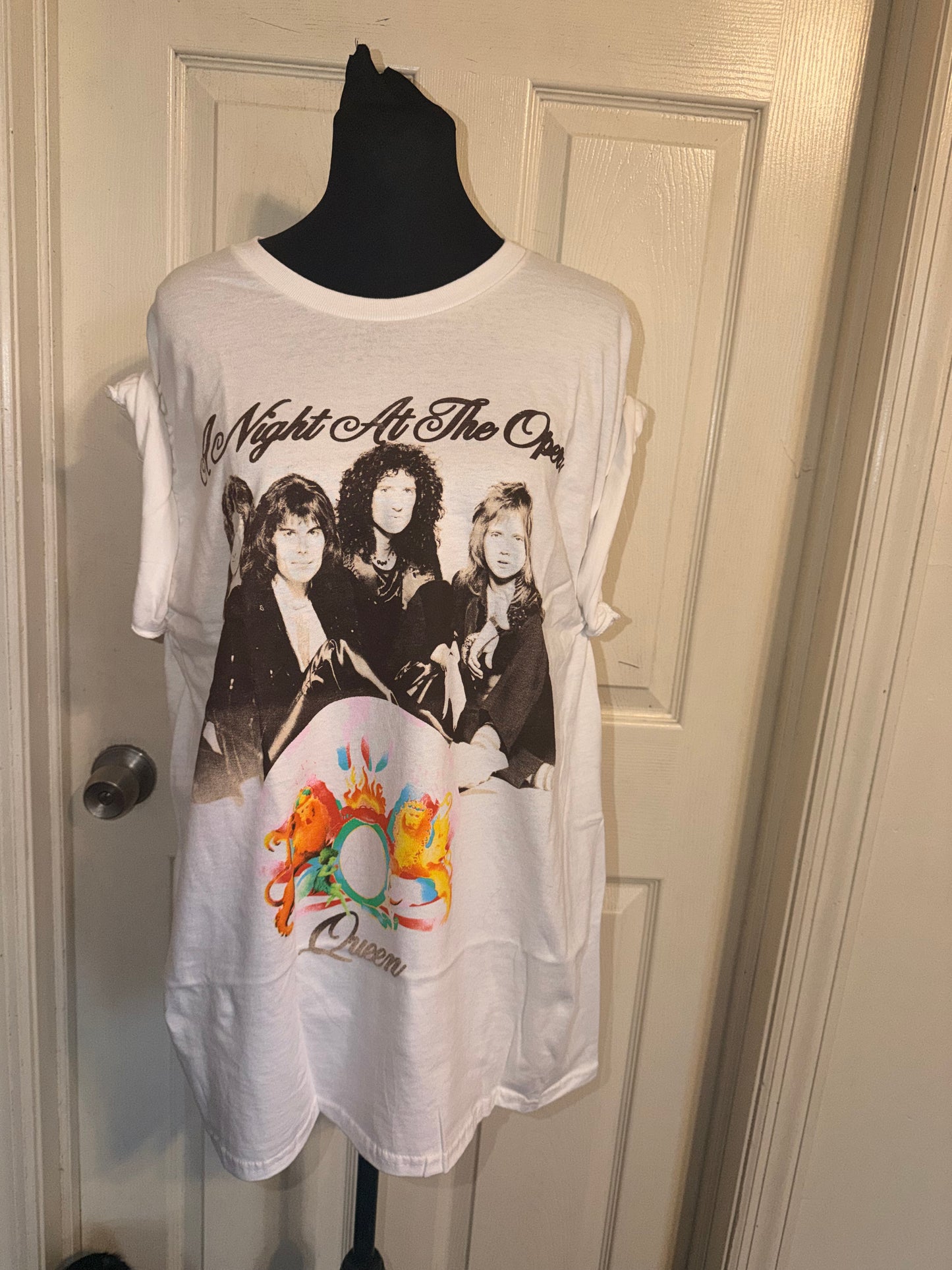 Queen Oversized Distressed Tee