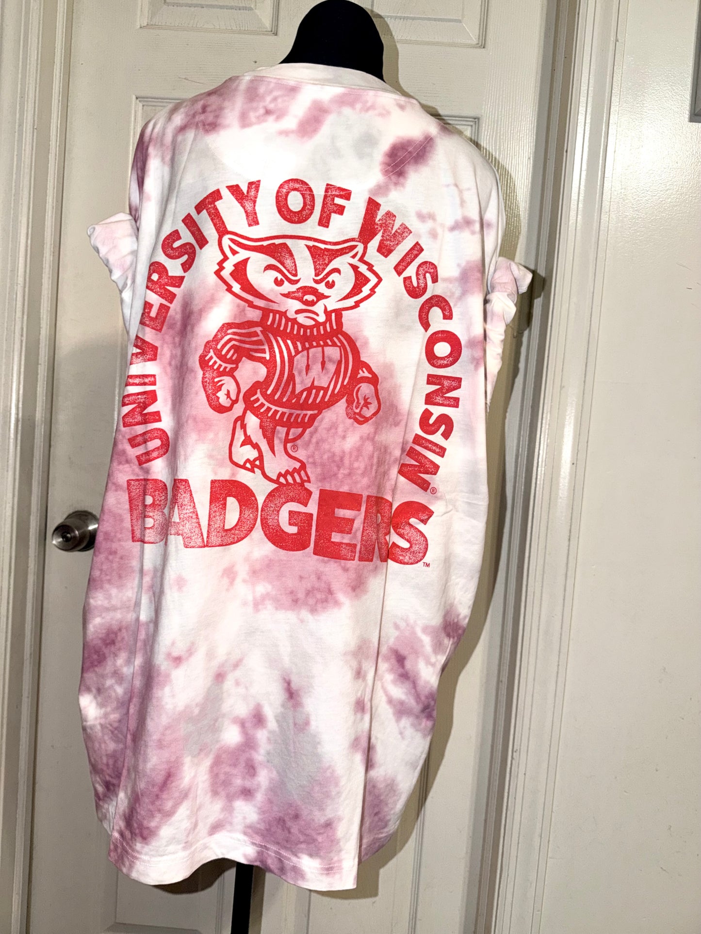 Wisconsin Badgers Oversized Double Sided Tee