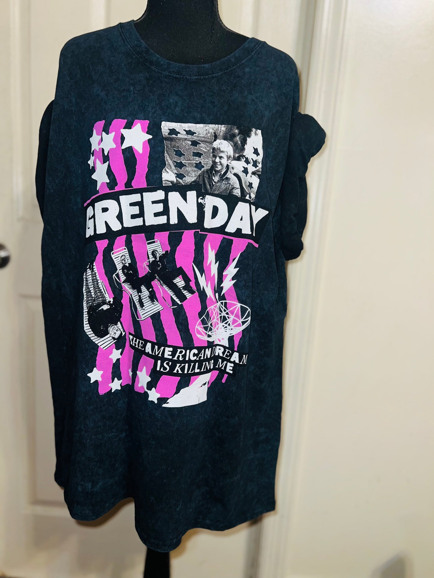 Green Day Oversized Distressed Tee
