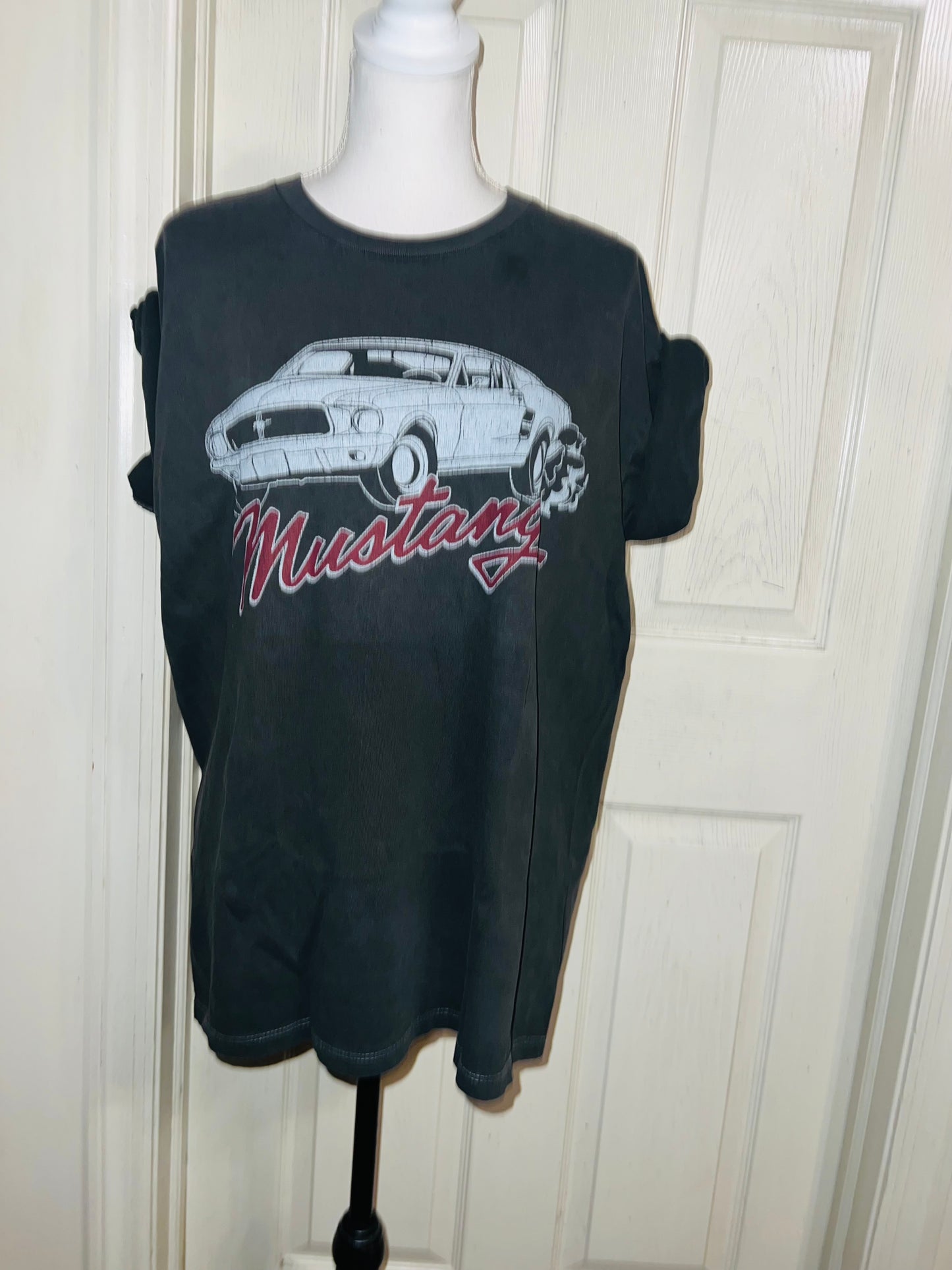 Ford Mustang Oversized Distressed Tee