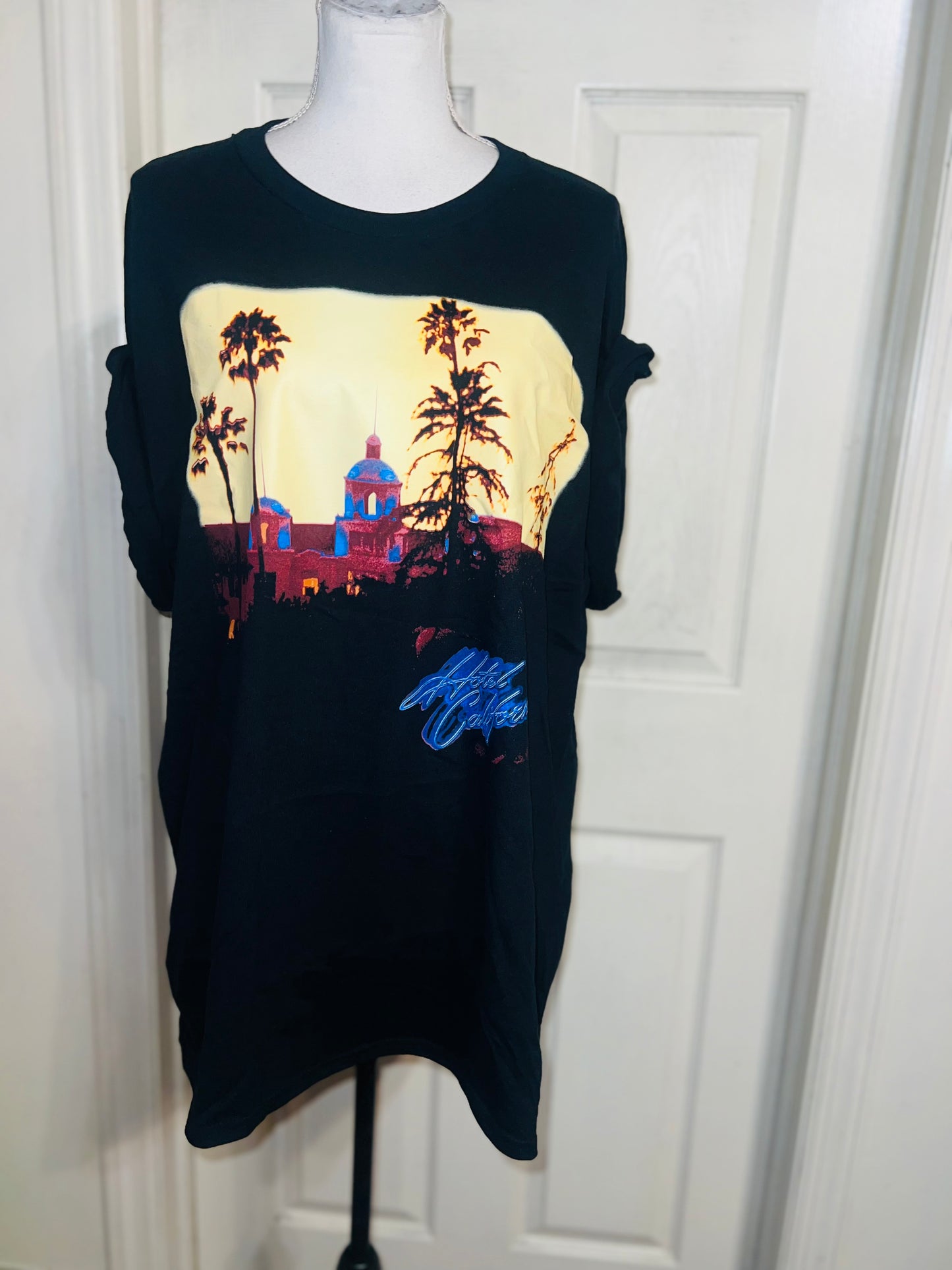 The Eagles Oversized Distressed Tee