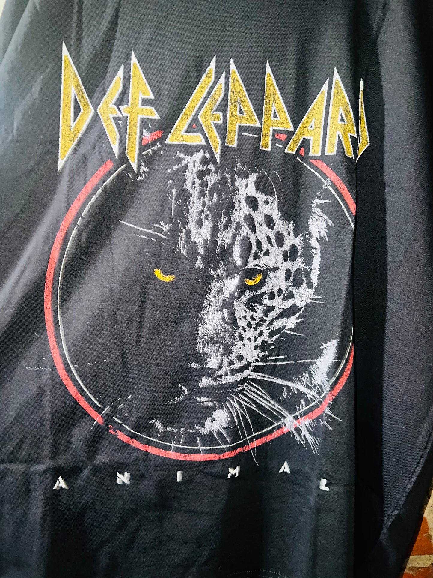 Def Leppard Animal Oversized Tee