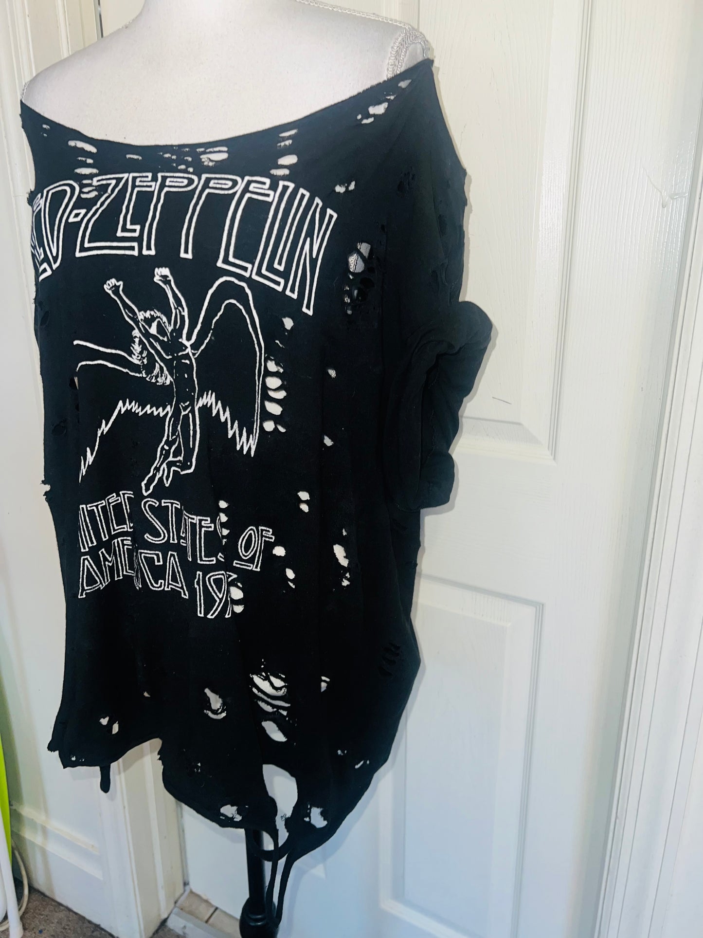 Led Zeppelin OFTS Oversized Distressed Tee (as is)