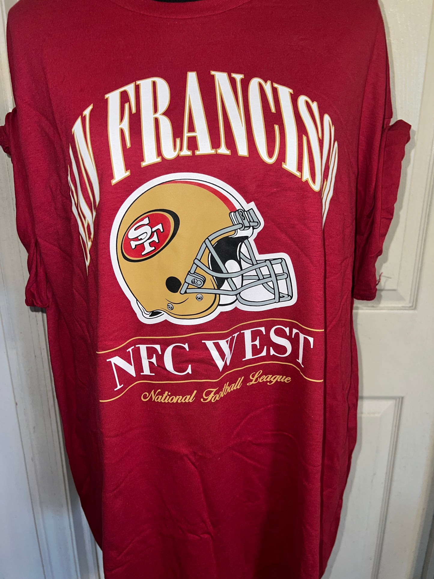 San Francisco 49ers Oversized Distressed Tee