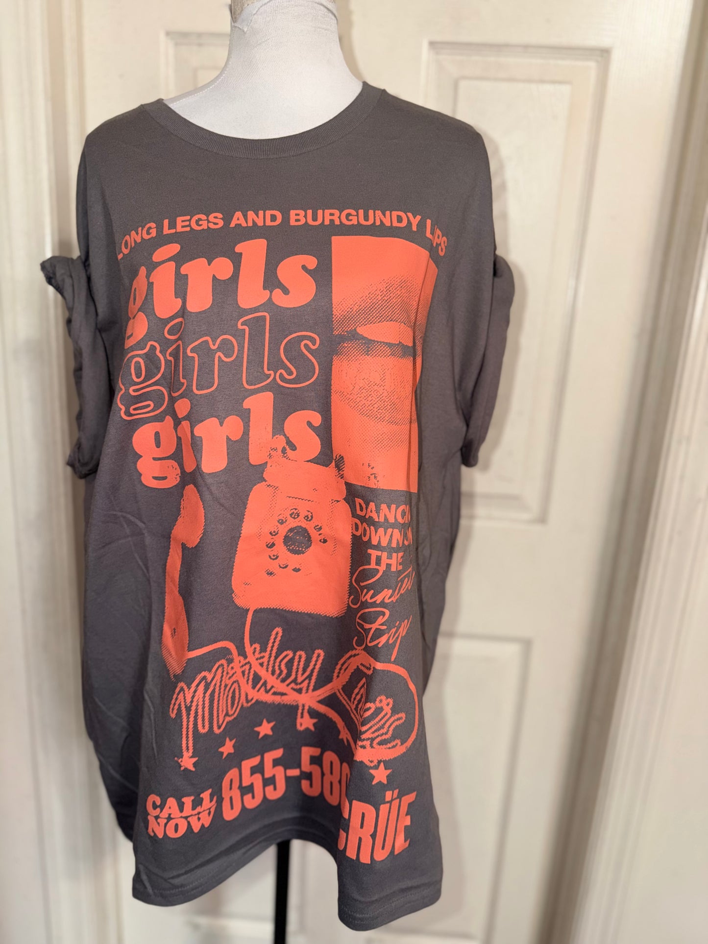 Motley Crue Oversized Distressed Tee