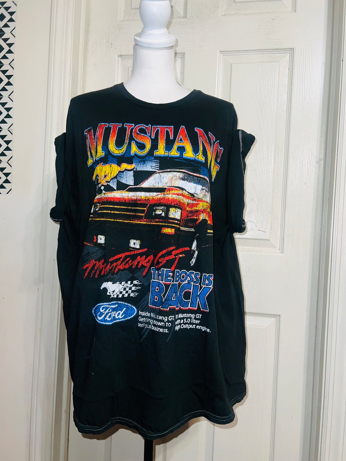 Ford Mustang Oversized Distressed Tee