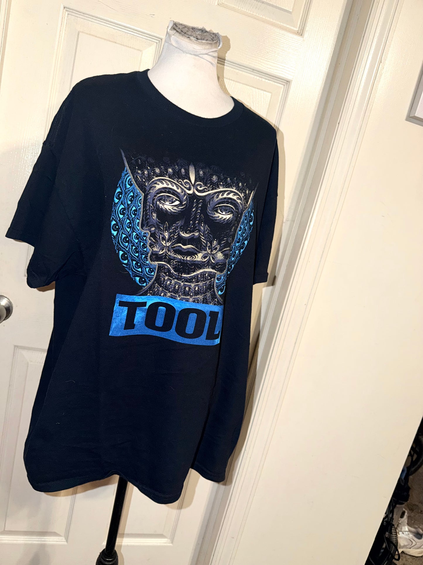 Tool Oversized Tee