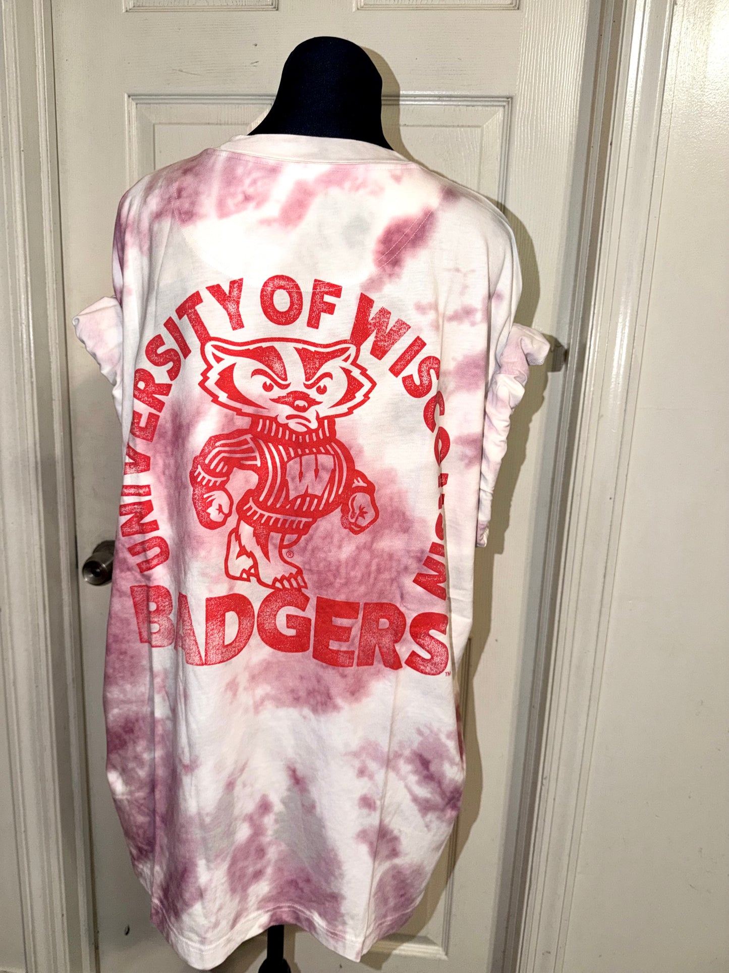 Wisconsin Badgers Oversized Double Sided Tee