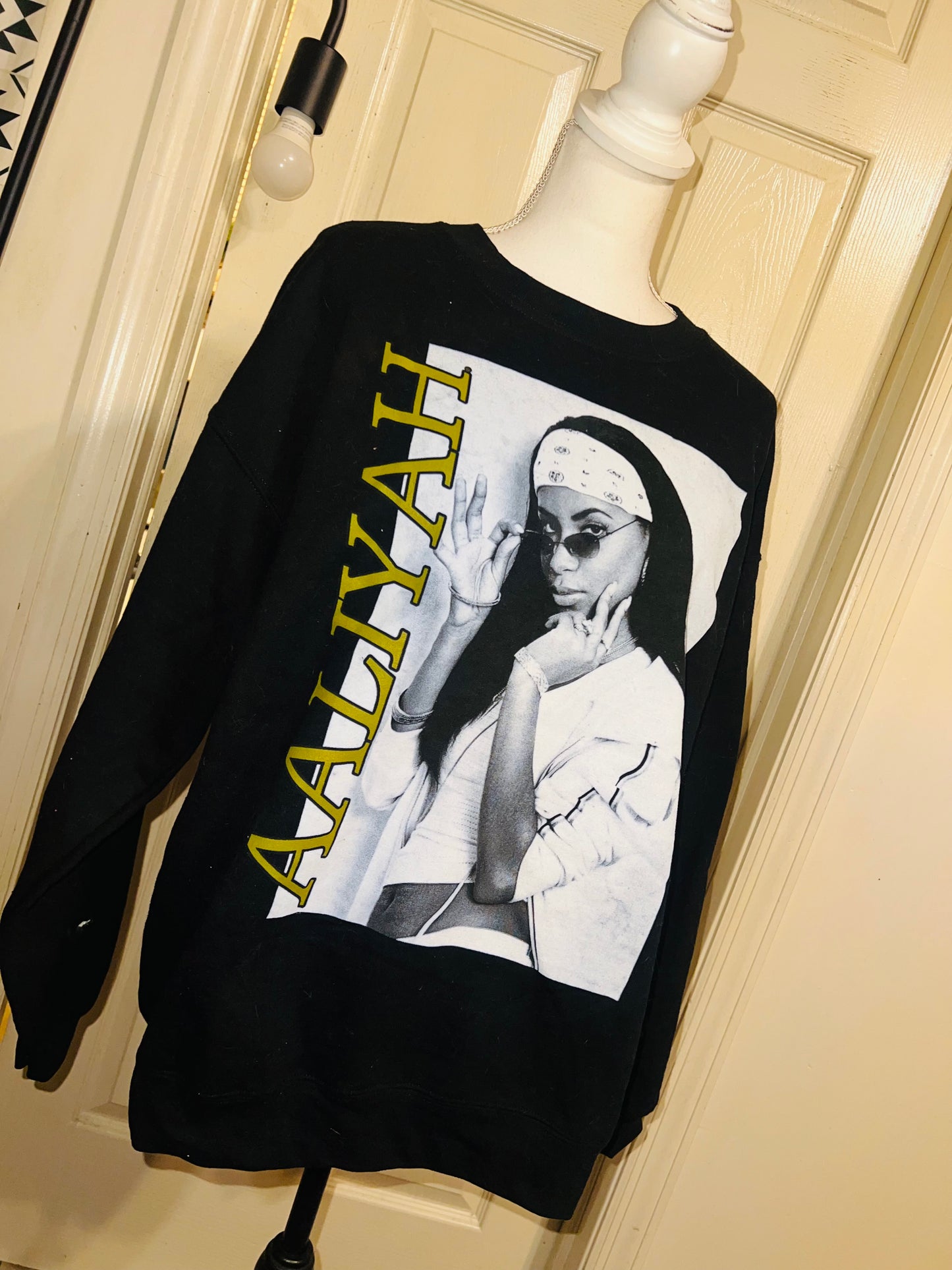 Aaliyah Oversized Distressed Sweatshirt