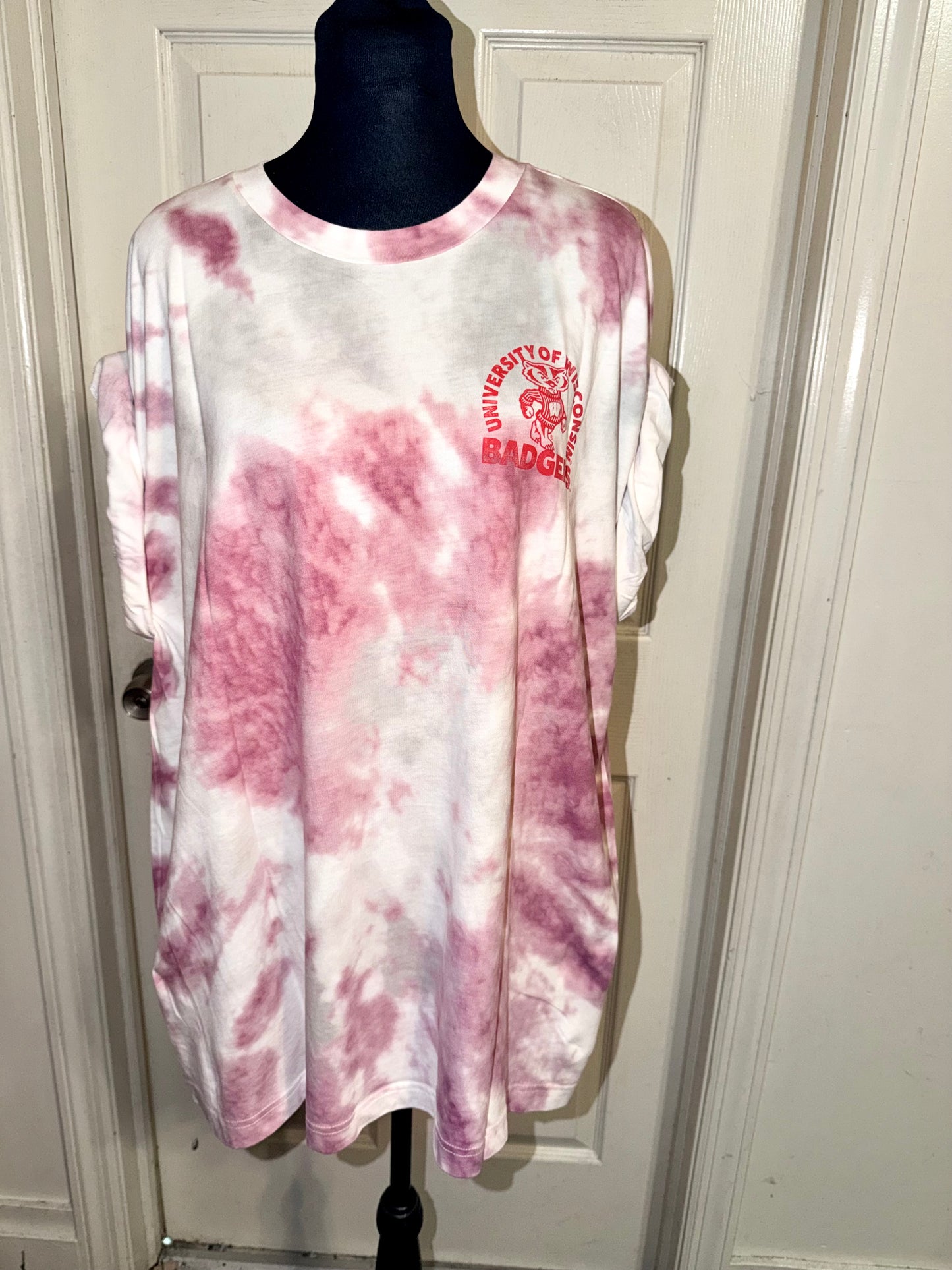 Wisconsin Badgers Oversized Double Sided Tee