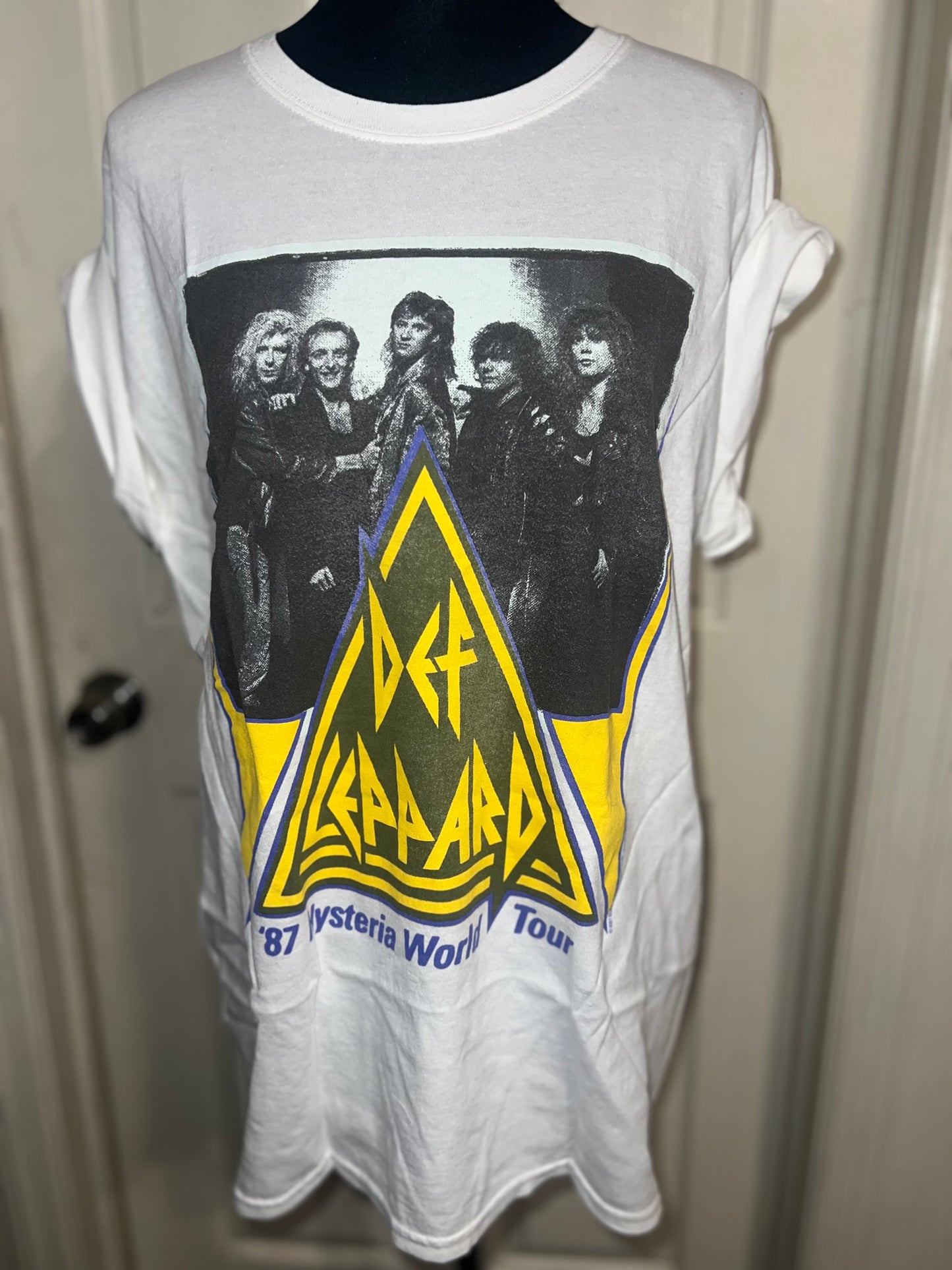 Def Leppard Oversized Distressed Tee