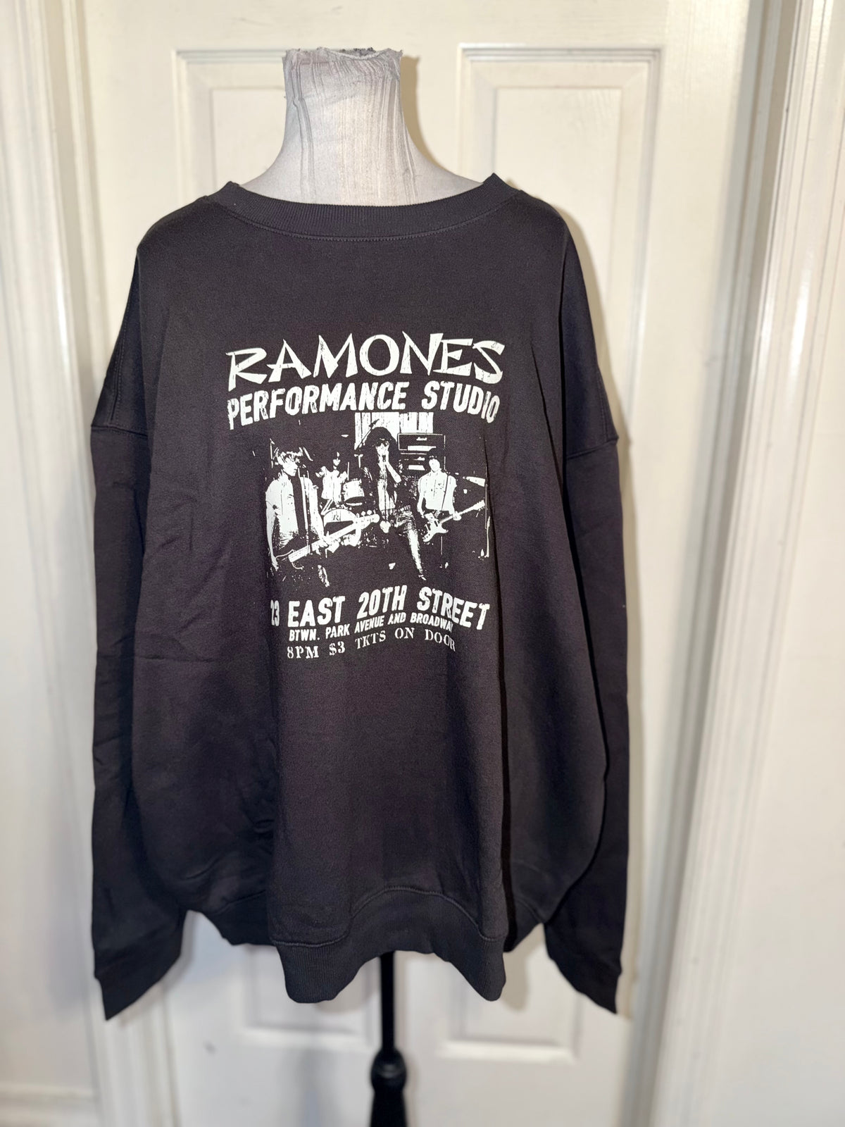 Ramones Oversized Sweatshirt