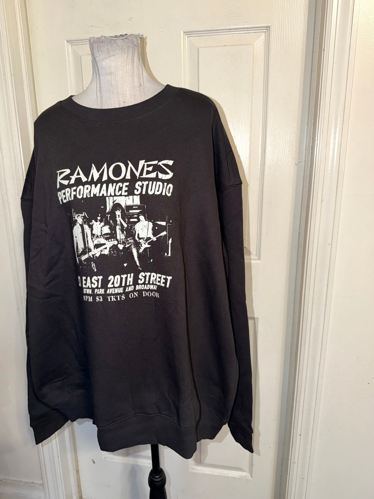 Ramones Oversized Sweatshirt