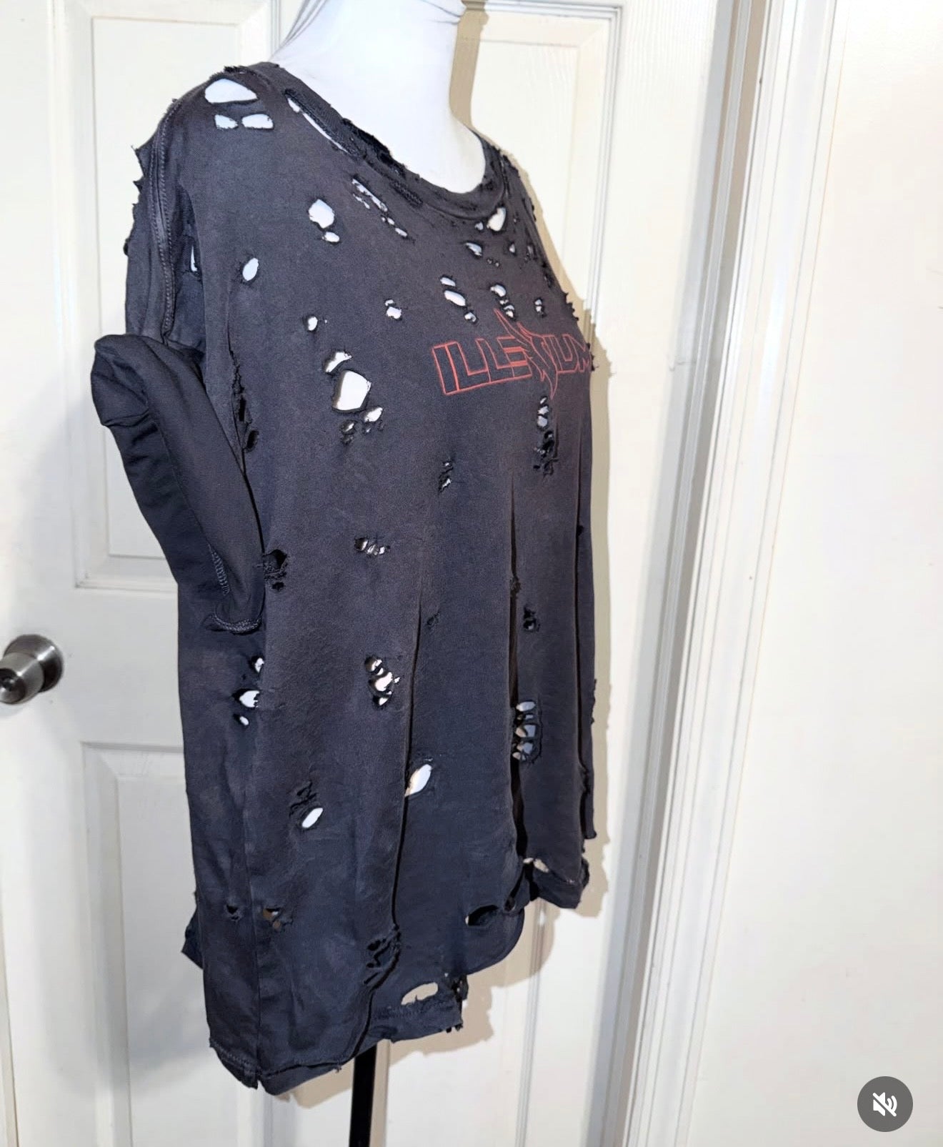 Illeium Double Sided Oversized Tee
