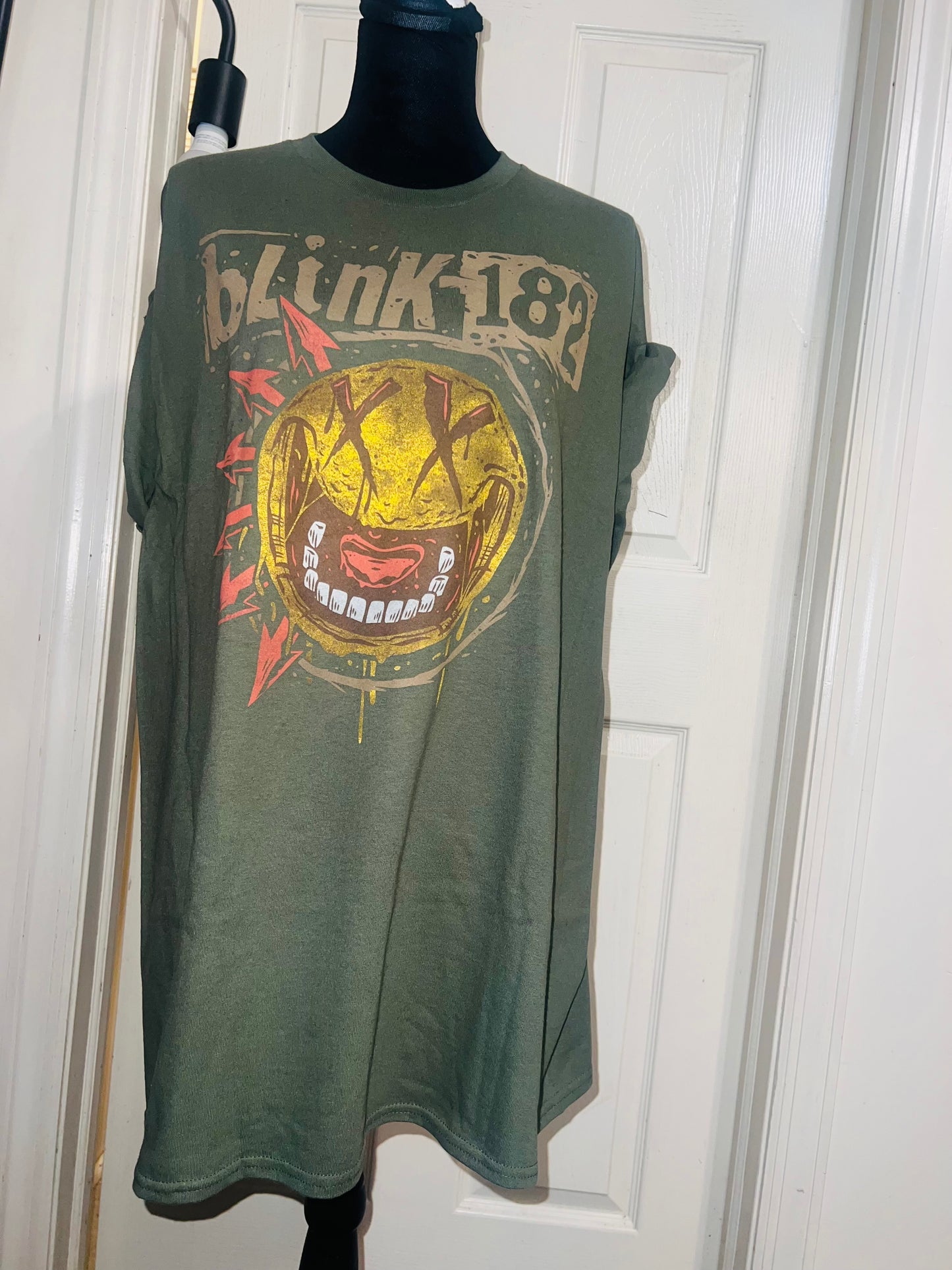 Blink 182 Oversized Distressed Tee