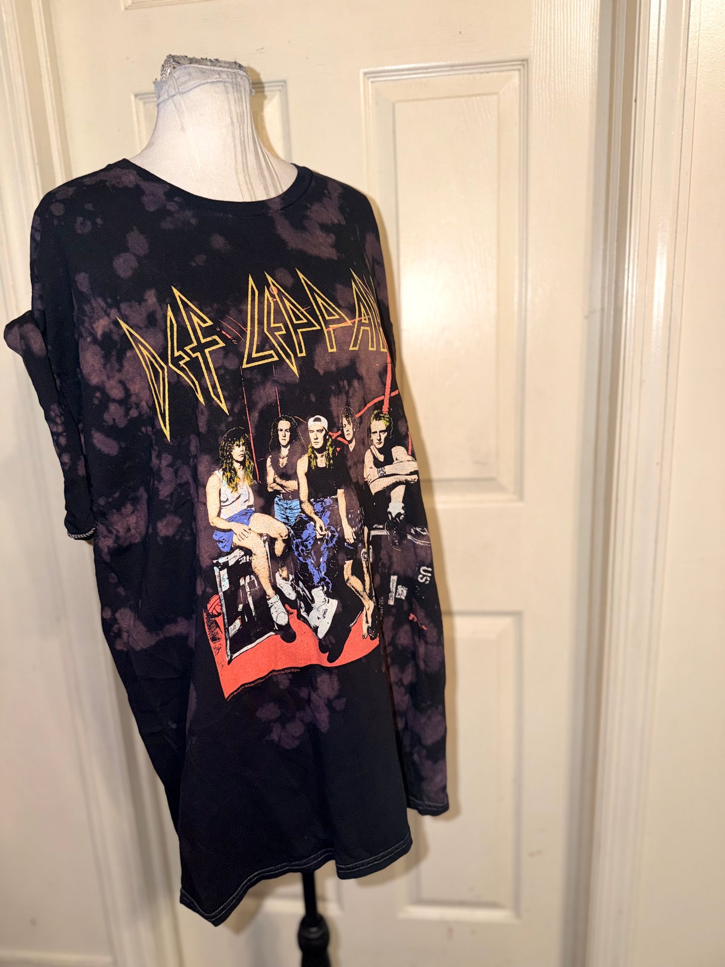 Def Leppard Oversized Tee