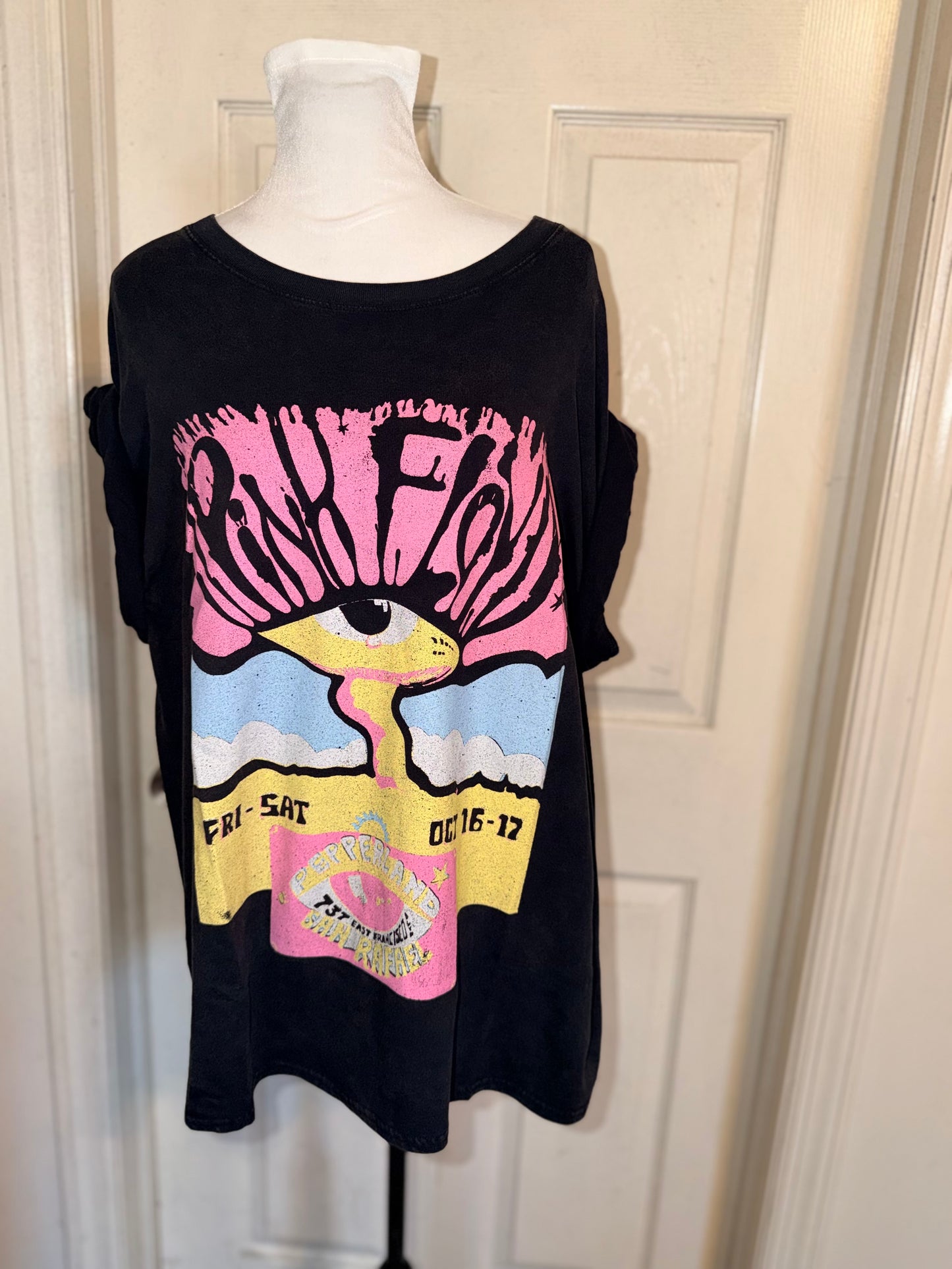 Pink Floyd Oversized Distressed Tee