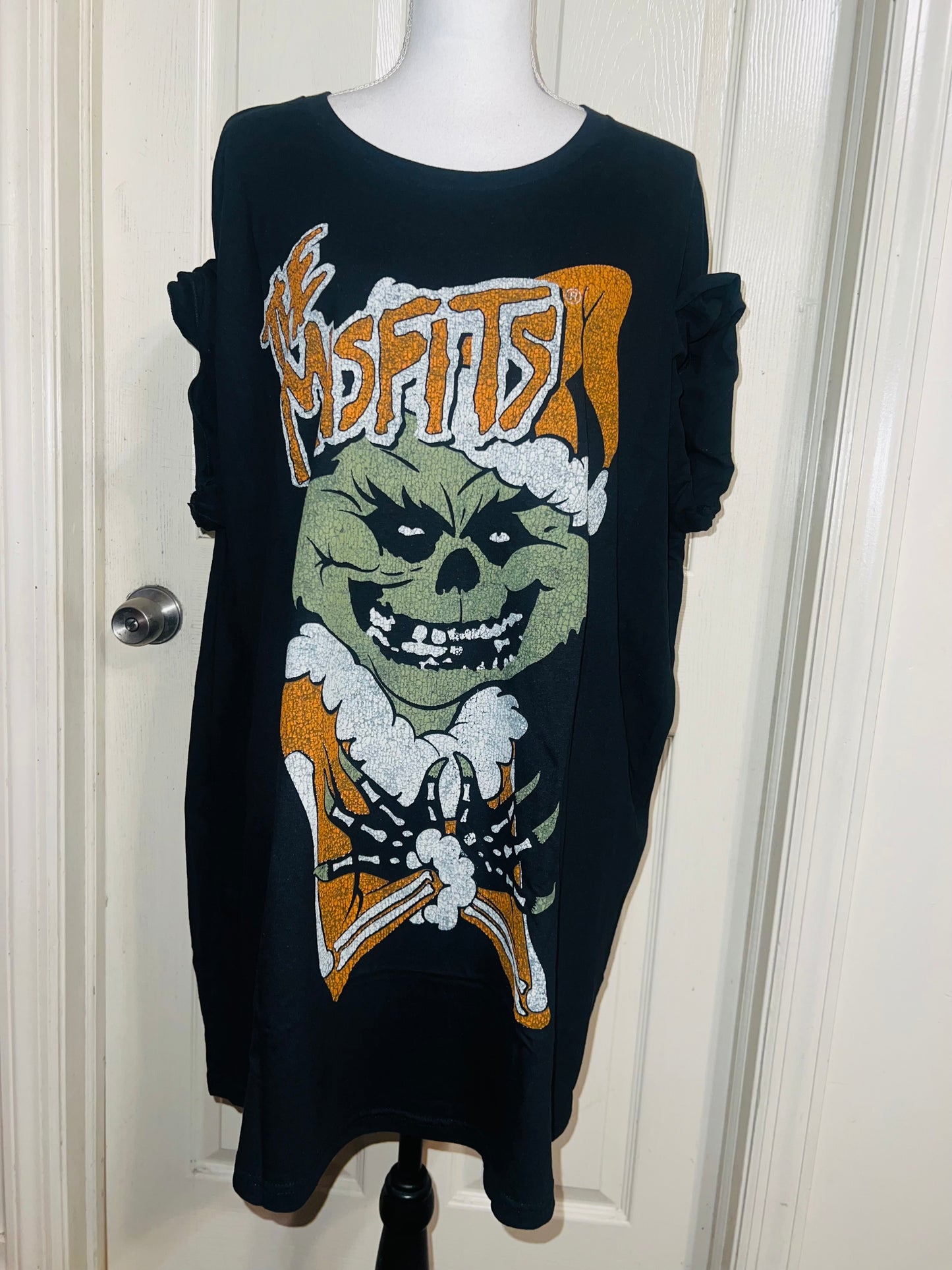 The Misfits Holiday Oversized Distressed Tee