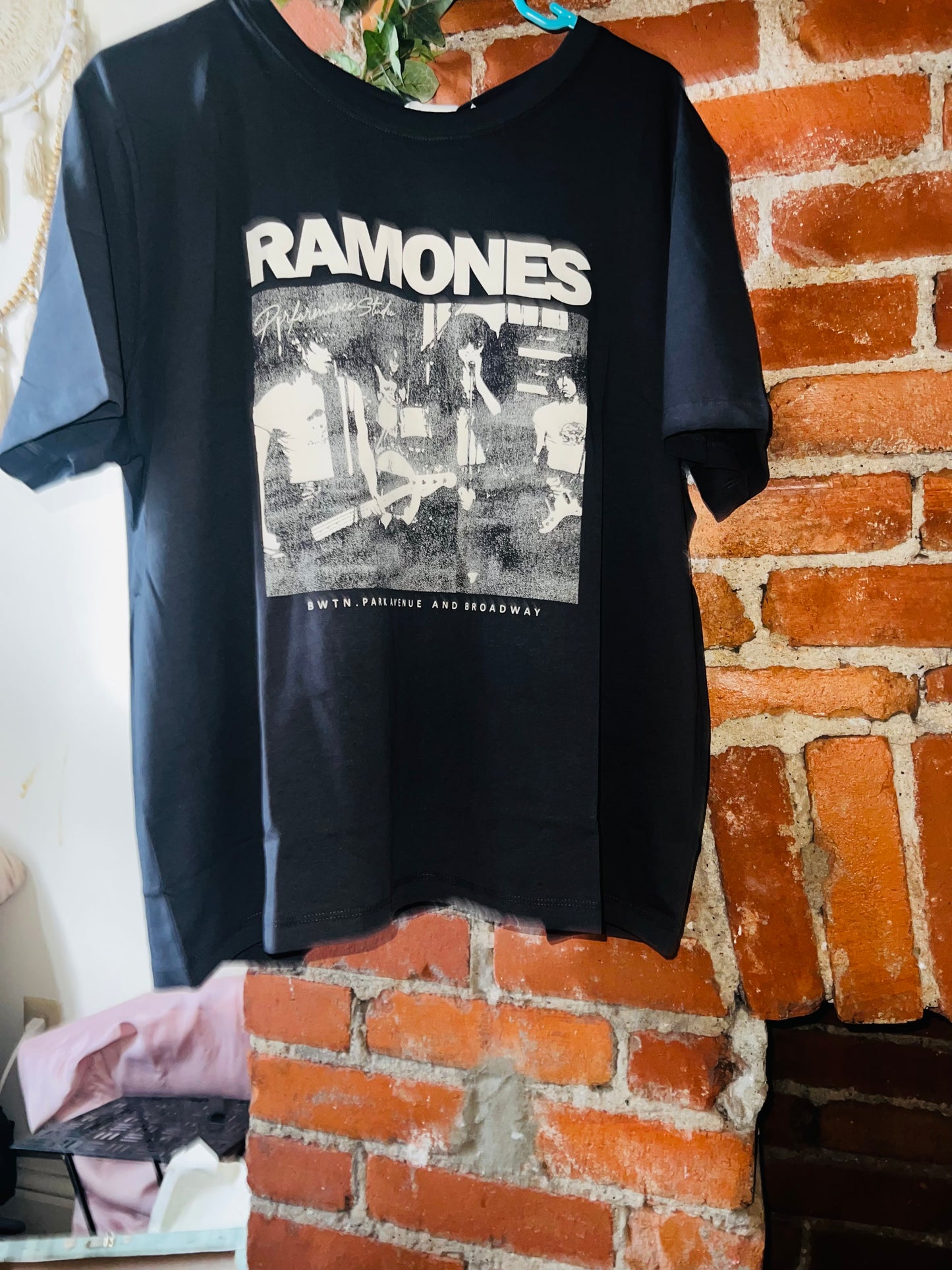 Ramones Oversized Tee