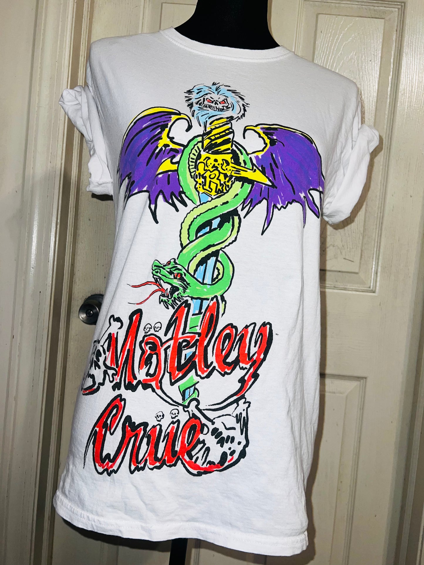 Motley Crue Oversized Distressed Tee