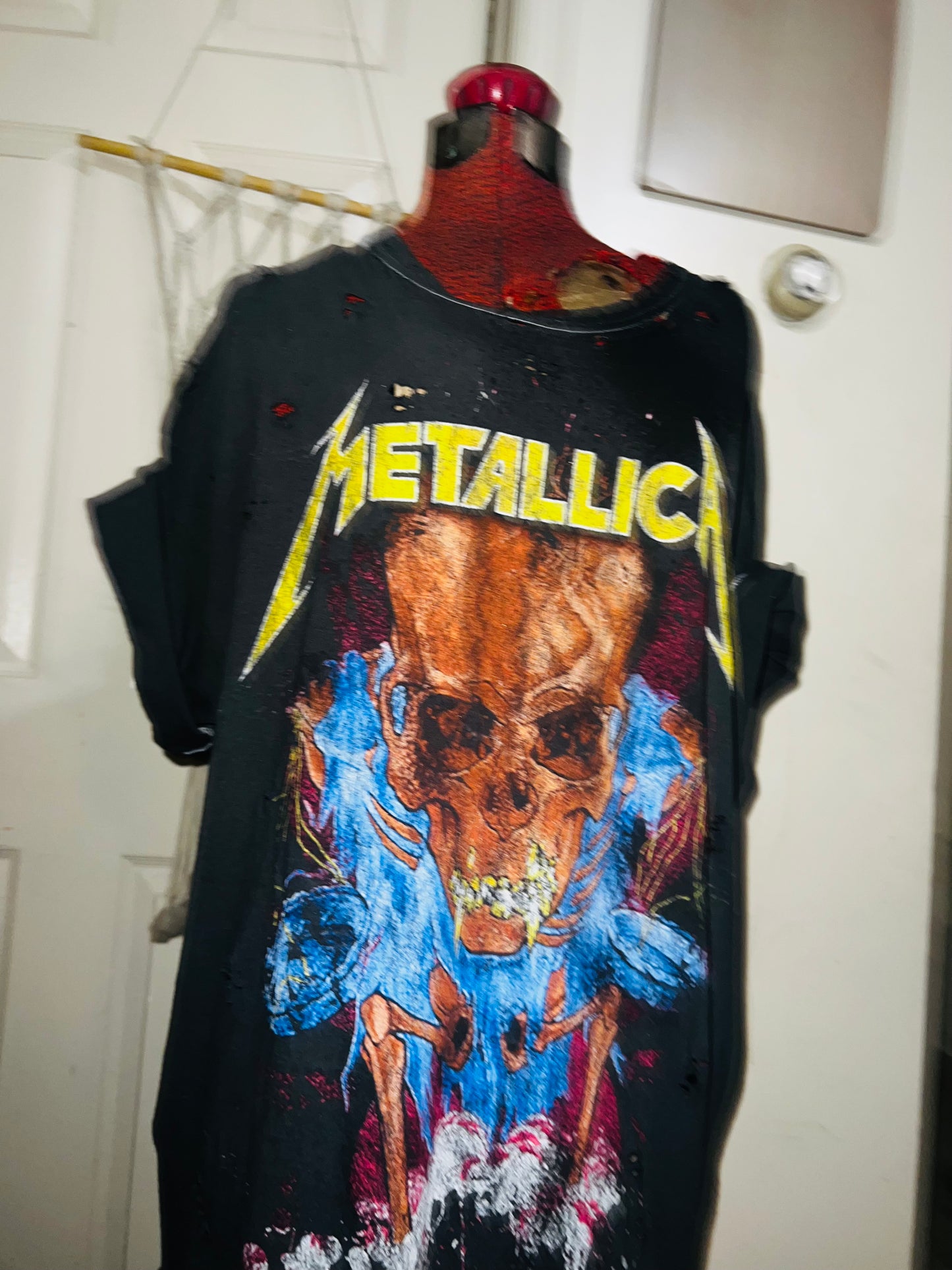 Metallica Oversized Distressed Tee