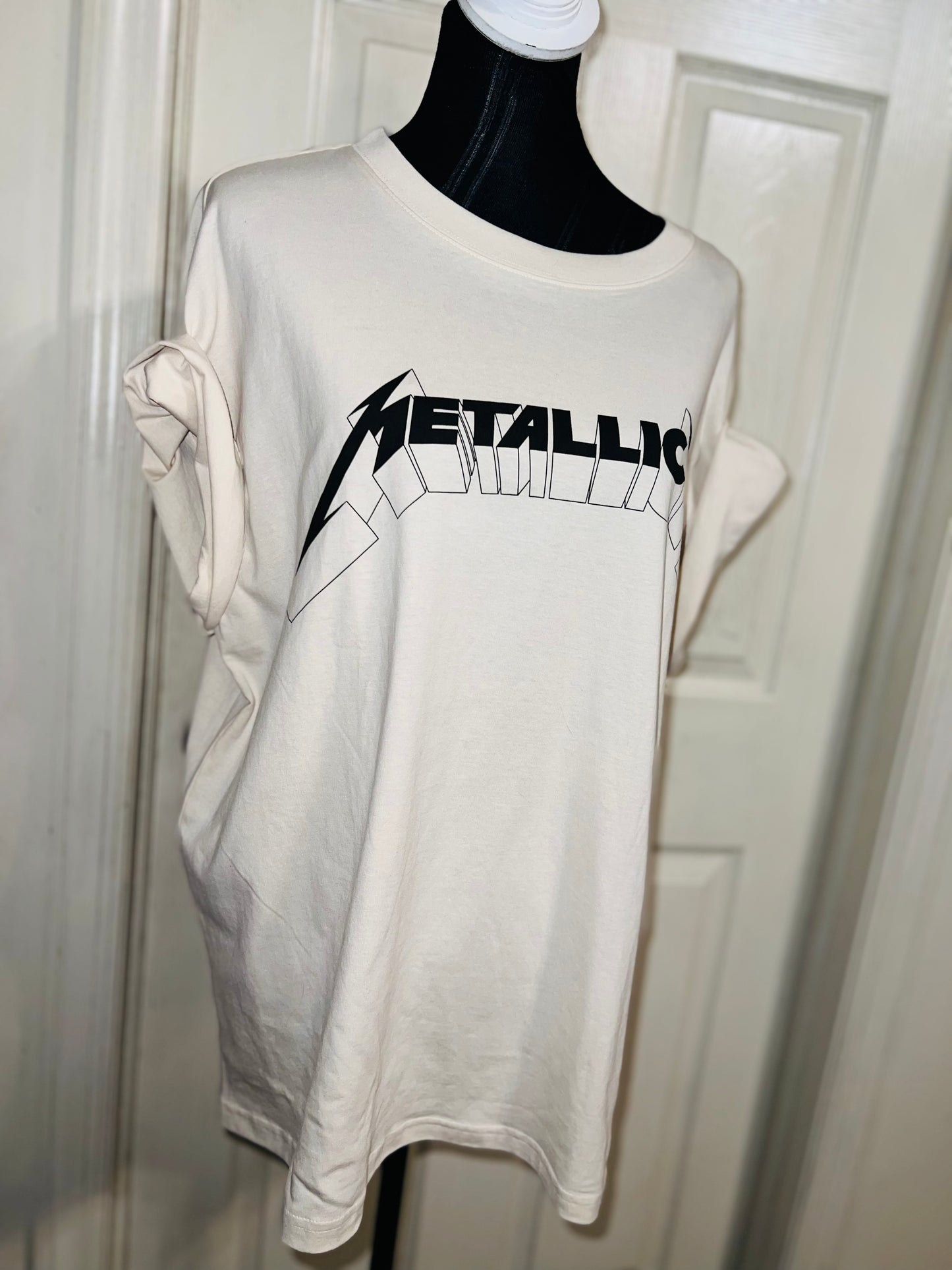 Metallica Distressed Tee