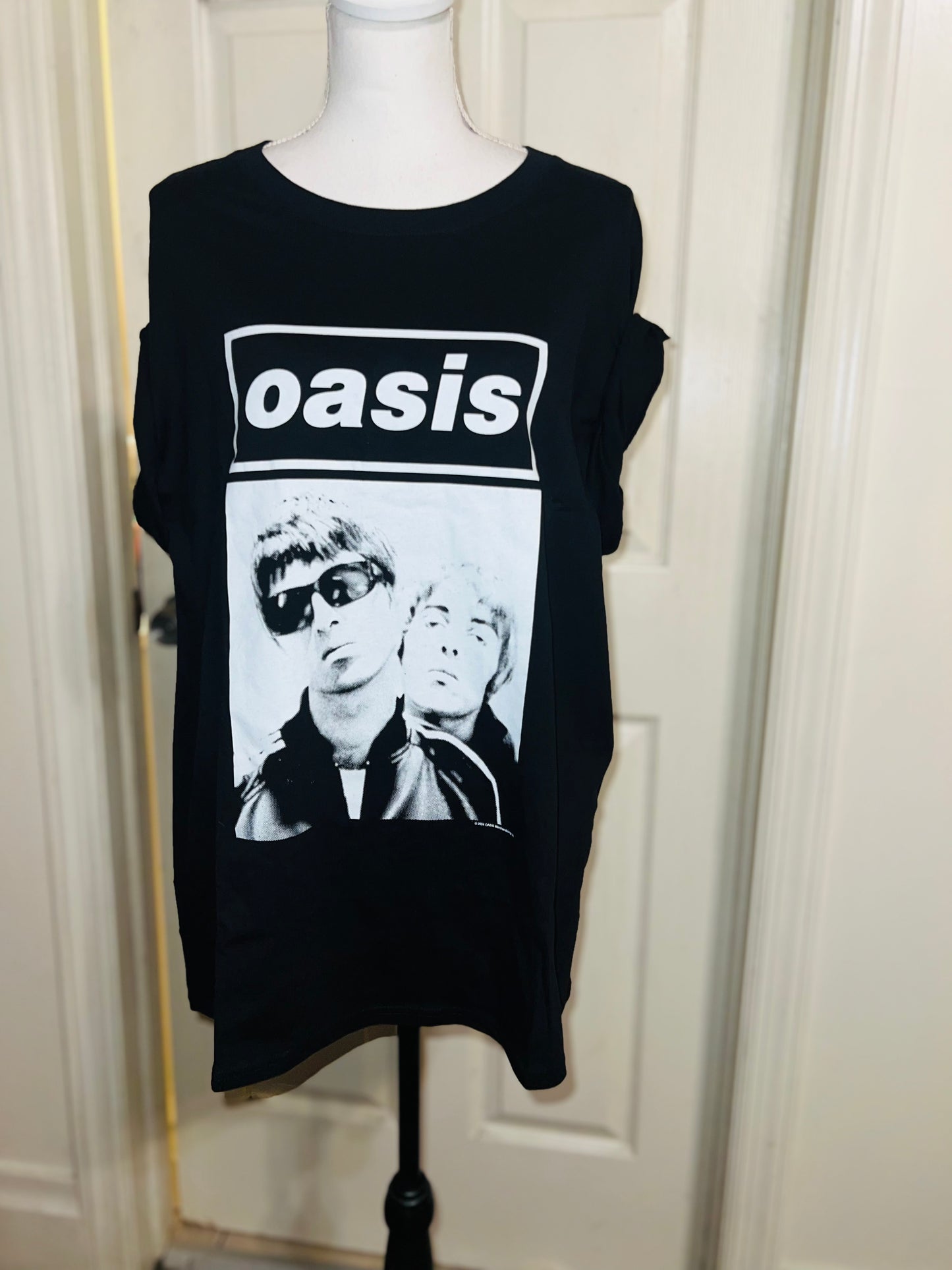 Oasis Oversized Distressed Tee