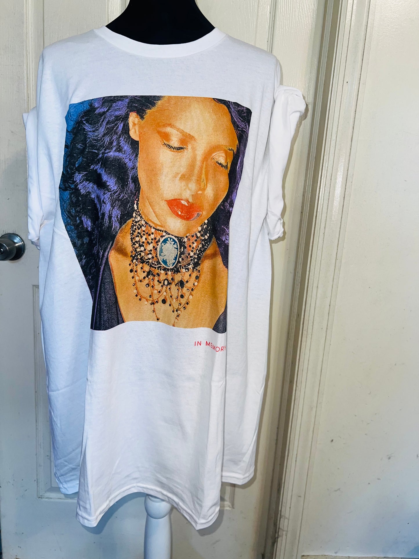 Aaliyah Oversized Distressed Tee