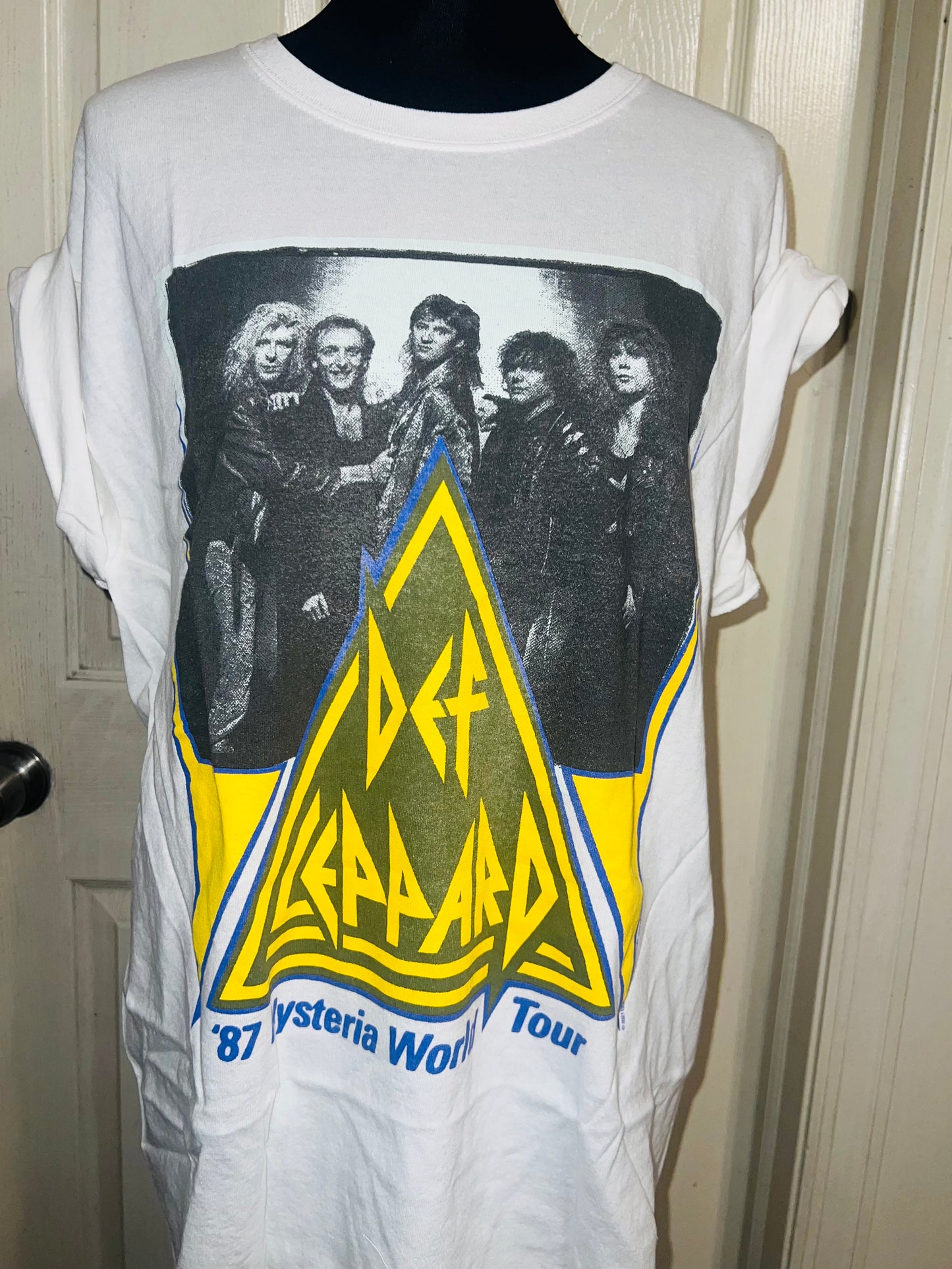 Def Leppard Oversized Distressed Tee