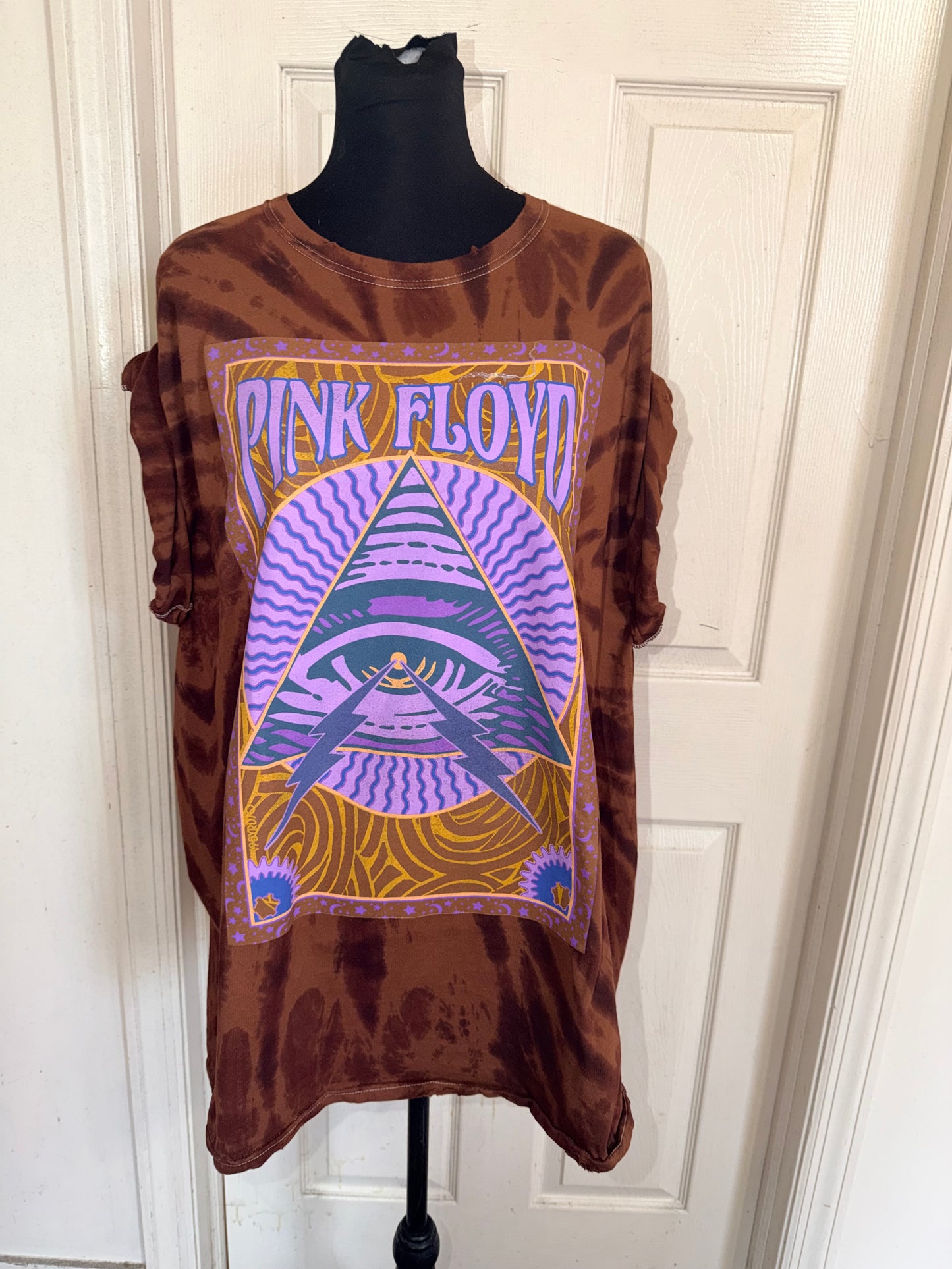 Pink Floyd Oversized Distressed Tee