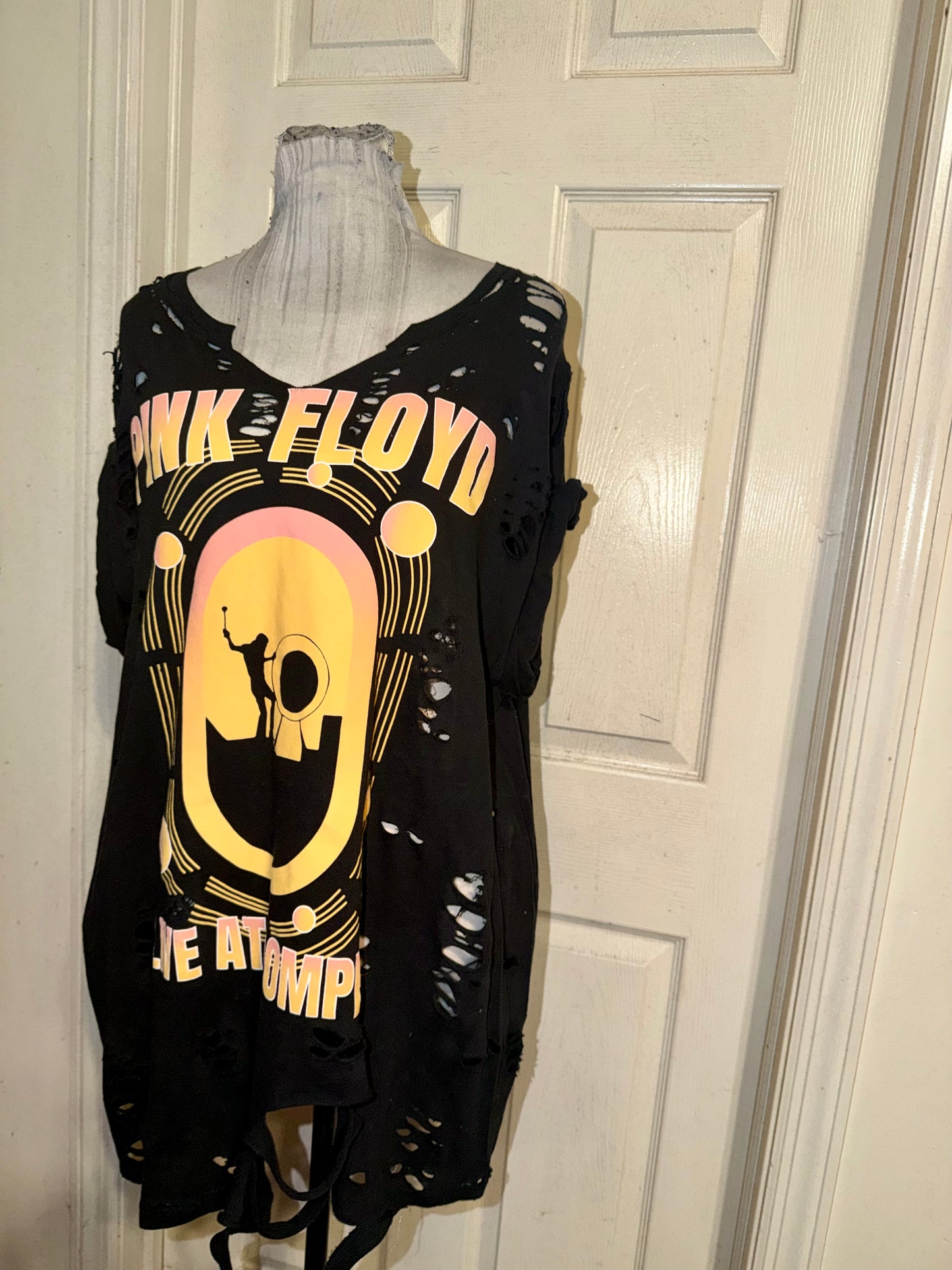 Pink Floyd Oversized Distressed Tee (as is)