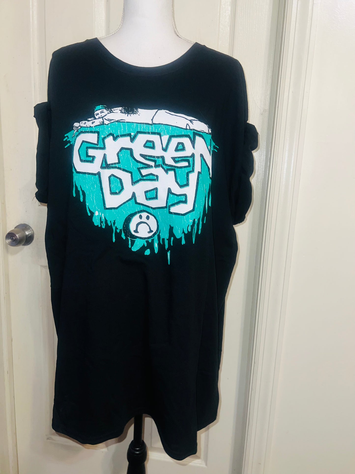 Green Day Oversized Distressed Tee