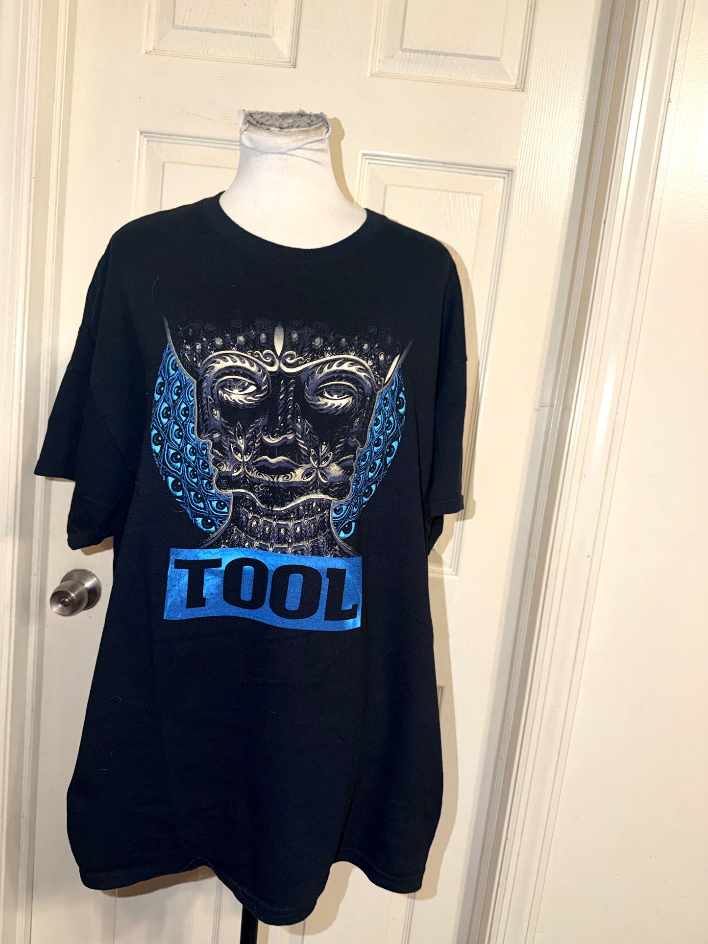 Tool Oversized Tee